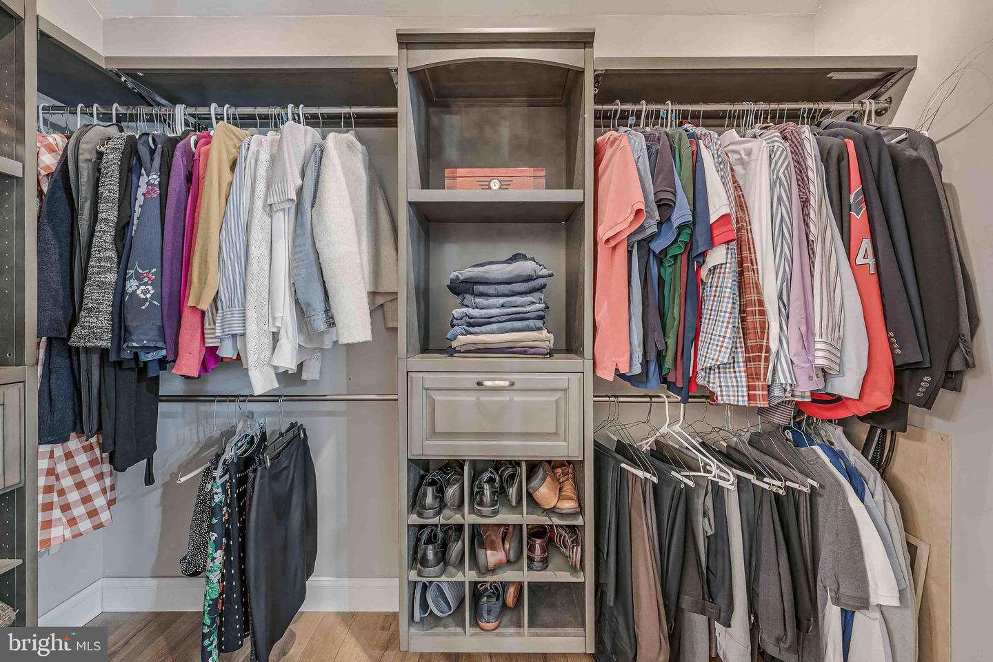 3919 BOKEL DR, CHANTILLY, Virginia 20151, 4 Bedrooms Bedrooms, ,2 BathroomsBathrooms,Residential,For sale,3919 BOKEL DR,VAFX2282294 MLS # VAFX2282294