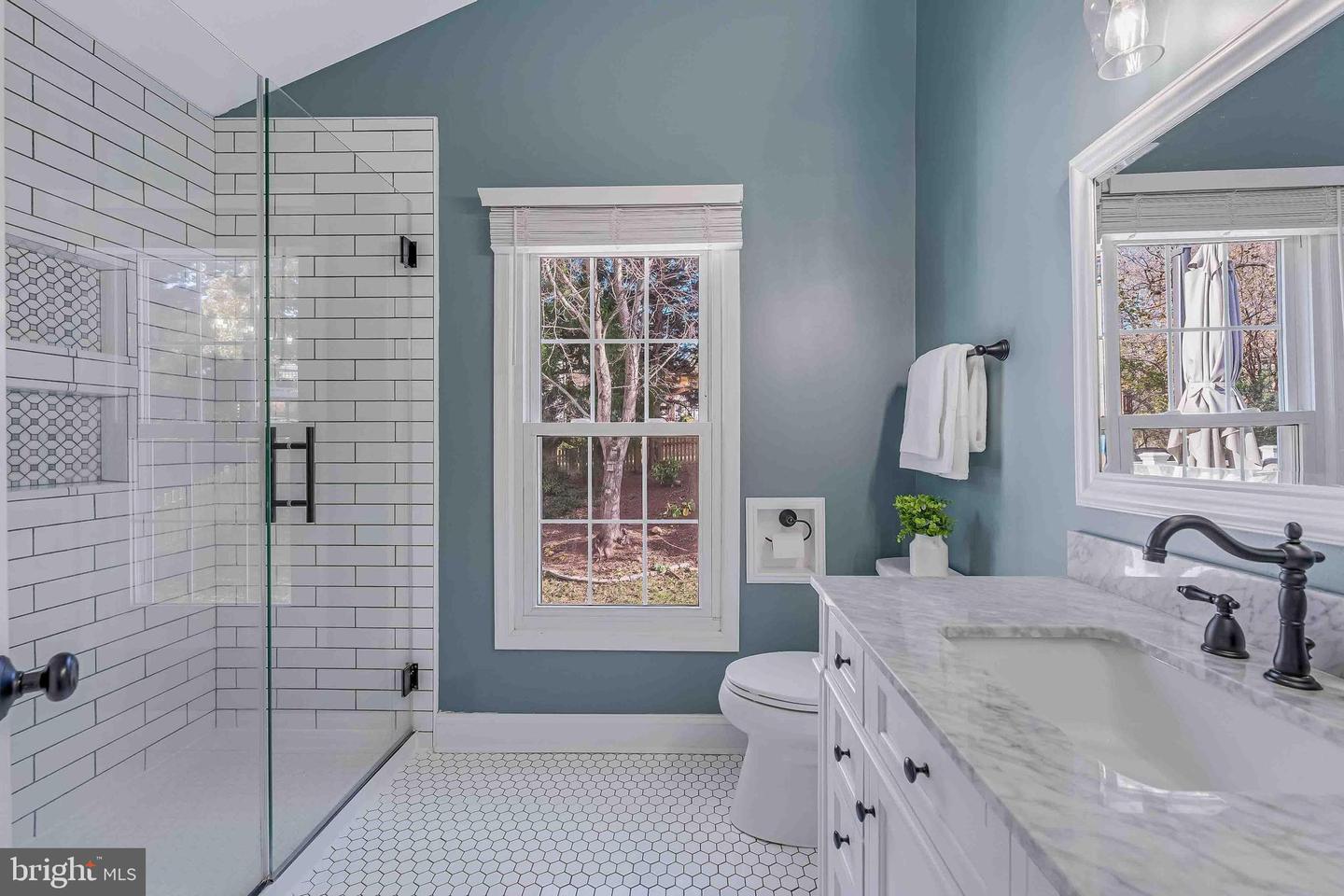 3919 BOKEL DR, CHANTILLY, Virginia 20151, 4 Bedrooms Bedrooms, ,2 BathroomsBathrooms,Residential,For sale,3919 BOKEL DR,VAFX2282294 MLS # VAFX2282294