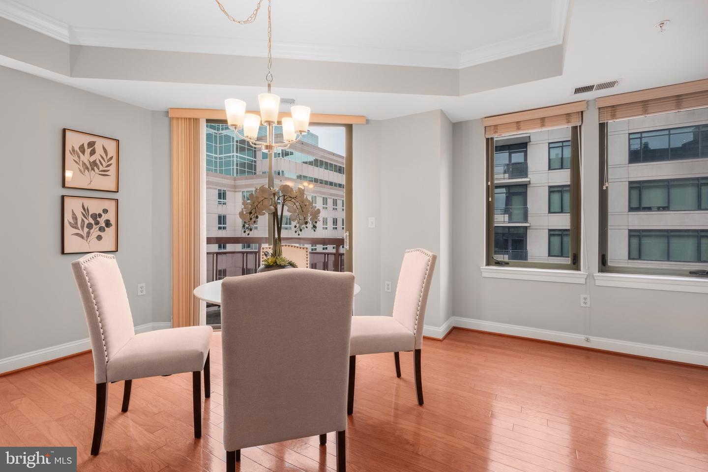 3625 10TH ST N #703, ARLINGTON, Virginia 22201, 3 Bedrooms Bedrooms, ,2 BathroomsBathrooms,Residential,For sale,3625 10TH ST N #703,VAAR2066886 MLS # VAAR2066886