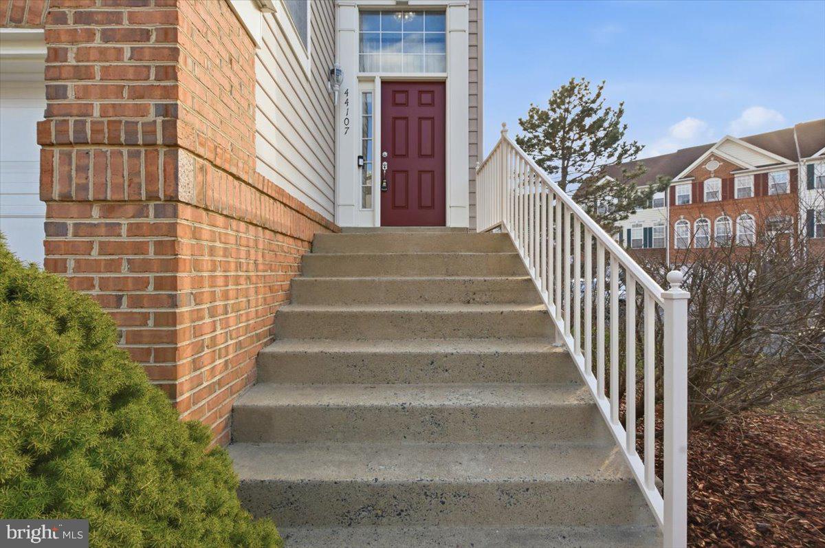 44107 SAXONY TER, ASHBURN, Virginia 20147, 3 Bedrooms Bedrooms, ,3 BathroomsBathrooms,Residential,For sale,44107 SAXONY TER,VALO2112376 MLS # VALO2112376