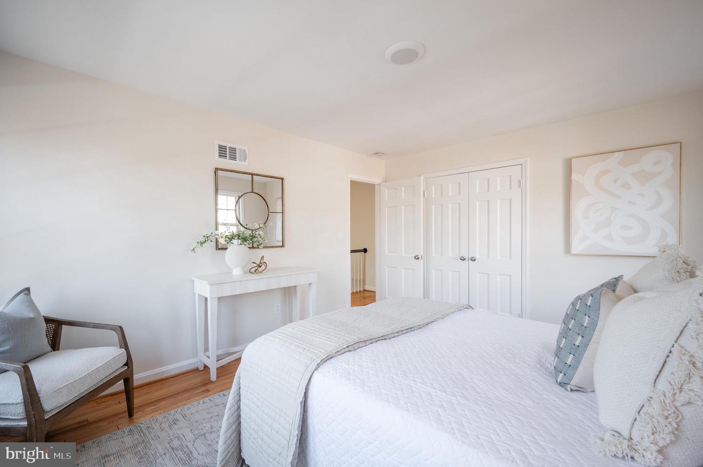 909 S LEE ST, ALEXANDRIA, Virginia 22314, 3 Bedrooms Bedrooms, ,2 BathroomsBathrooms,Residential,For sale,909 S LEE ST,VAAX2052462 MLS # VAAX2052462