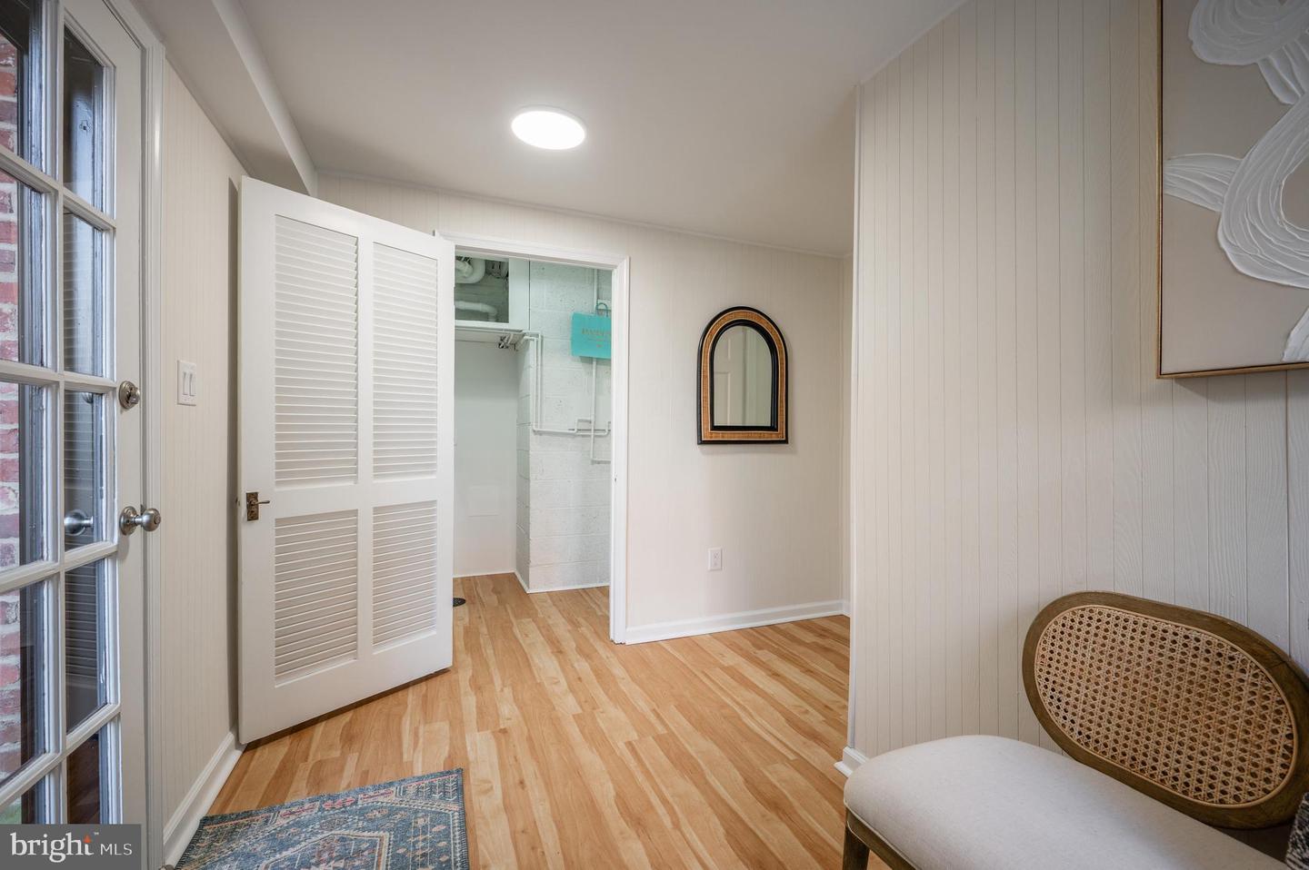 909 S LEE ST, ALEXANDRIA, Virginia 22314, 3 Bedrooms Bedrooms, ,2 BathroomsBathrooms,Residential,For sale,909 S LEE ST,VAAX2052462 MLS # VAAX2052462