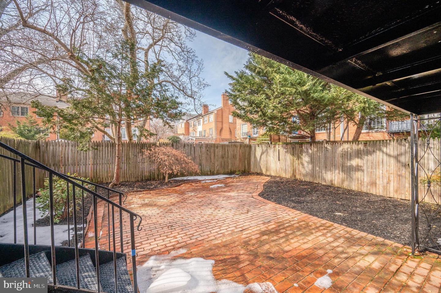 909 S LEE ST, ALEXANDRIA, Virginia 22314, 3 Bedrooms Bedrooms, ,2 BathroomsBathrooms,Residential,For sale,909 S LEE ST,VAAX2052462 MLS # VAAX2052462