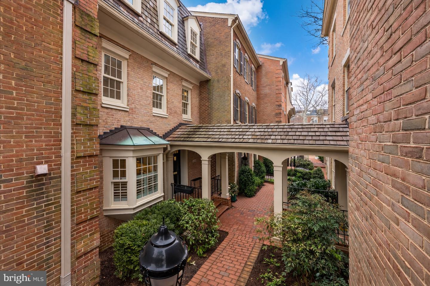 4342 WESTOVER PL NW, WASHINGTON, District Of Columbia 20016, 3 Bedrooms Bedrooms, ,3 BathroomsBathrooms,Residential,For sale,4342 WESTOVER PL NW,DCDC2235602 MLS # DCDC2235602