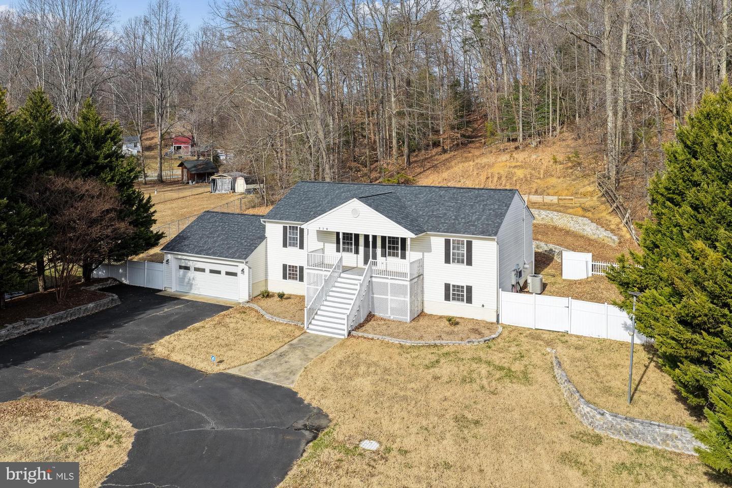 316 DECATUR RD RD, STAFFORD, Virginia 22554, 4 Bedrooms Bedrooms, 12 Rooms Rooms,3 BathroomsBathrooms,Residential,For sale,316 DECATUR RD RD,VAST2044866 MLS # VAST2044866