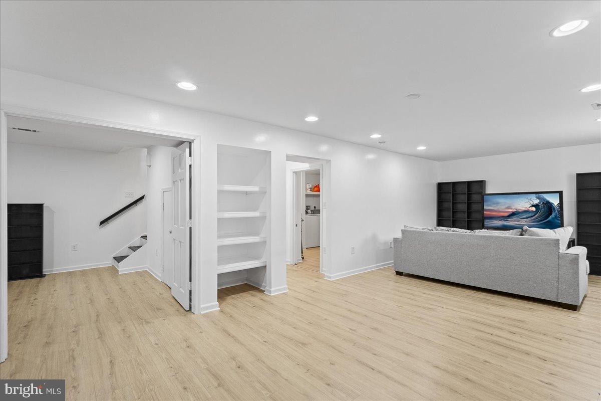 316 DECATUR RD RD, STAFFORD, Virginia 22554, 4 Bedrooms Bedrooms, 12 Rooms Rooms,3 BathroomsBathrooms,Residential,For sale,316 DECATUR RD RD,VAST2044866 MLS # VAST2044866