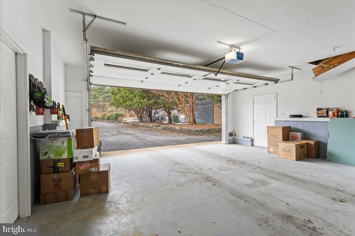 316 DECATUR RD RD, STAFFORD, Virginia 22554, 4 Bedrooms Bedrooms, 12 Rooms Rooms,3 BathroomsBathrooms,Residential,For sale,316 DECATUR RD RD,VAST2044866 MLS # VAST2044866