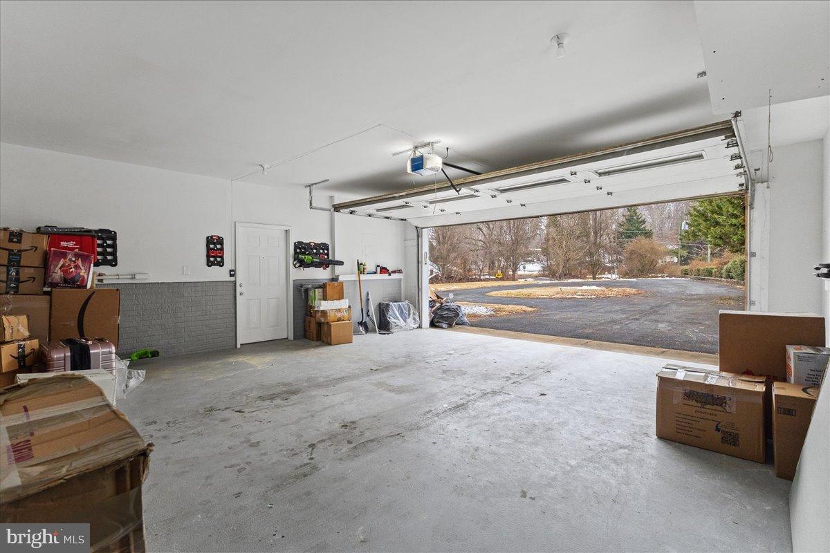 316 DECATUR RD RD, STAFFORD, Virginia 22554, 4 Bedrooms Bedrooms, 12 Rooms Rooms,3 BathroomsBathrooms,Residential,For sale,316 DECATUR RD RD,VAST2044866 MLS # VAST2044866