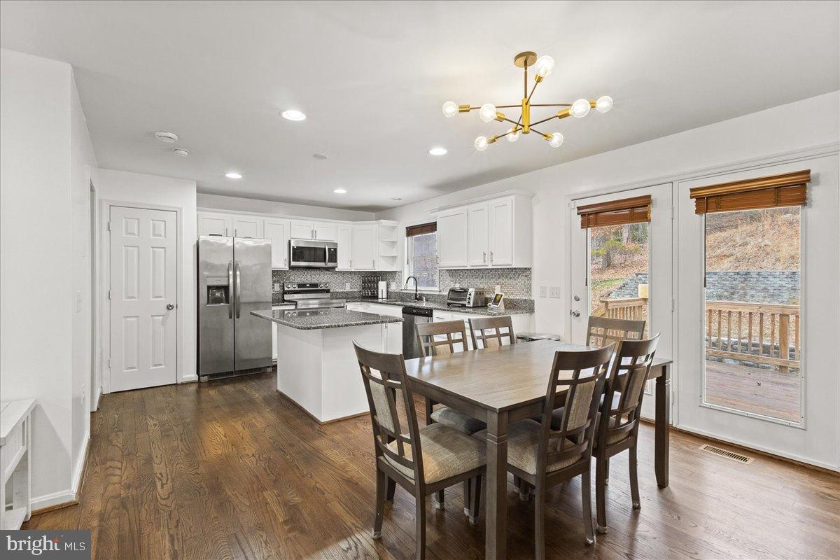 316 DECATUR RD RD, STAFFORD, Virginia 22554, 4 Bedrooms Bedrooms, 12 Rooms Rooms,3 BathroomsBathrooms,Residential,For sale,316 DECATUR RD RD,VAST2044866 MLS # VAST2044866