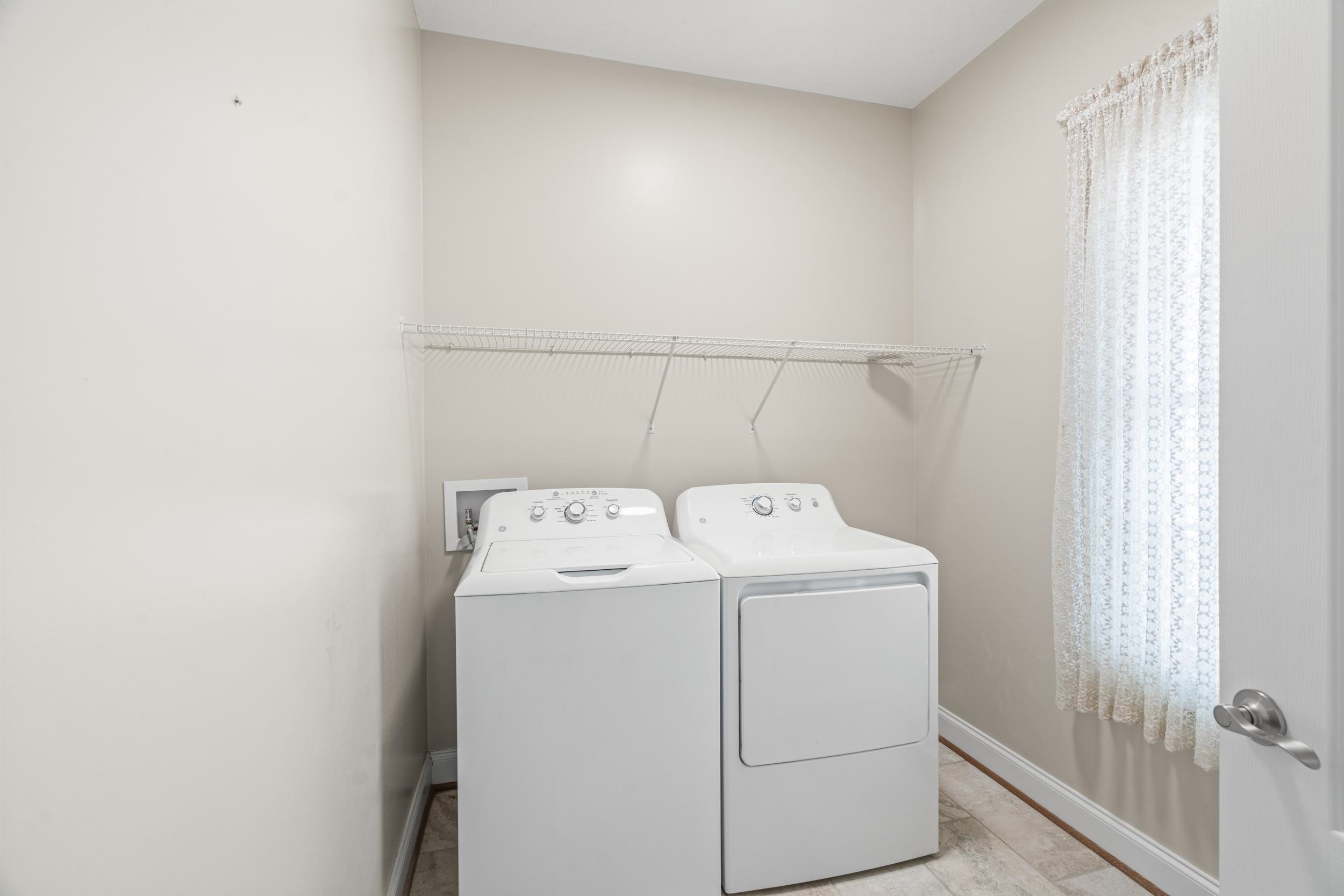 162 LOCUST GROVE LN, STUARTS DRAFT, Virginia 24477, 3 Bedrooms Bedrooms, ,2 BathroomsBathrooms,Residential,162 LOCUST GROVE LN,673341 MLS # 673341