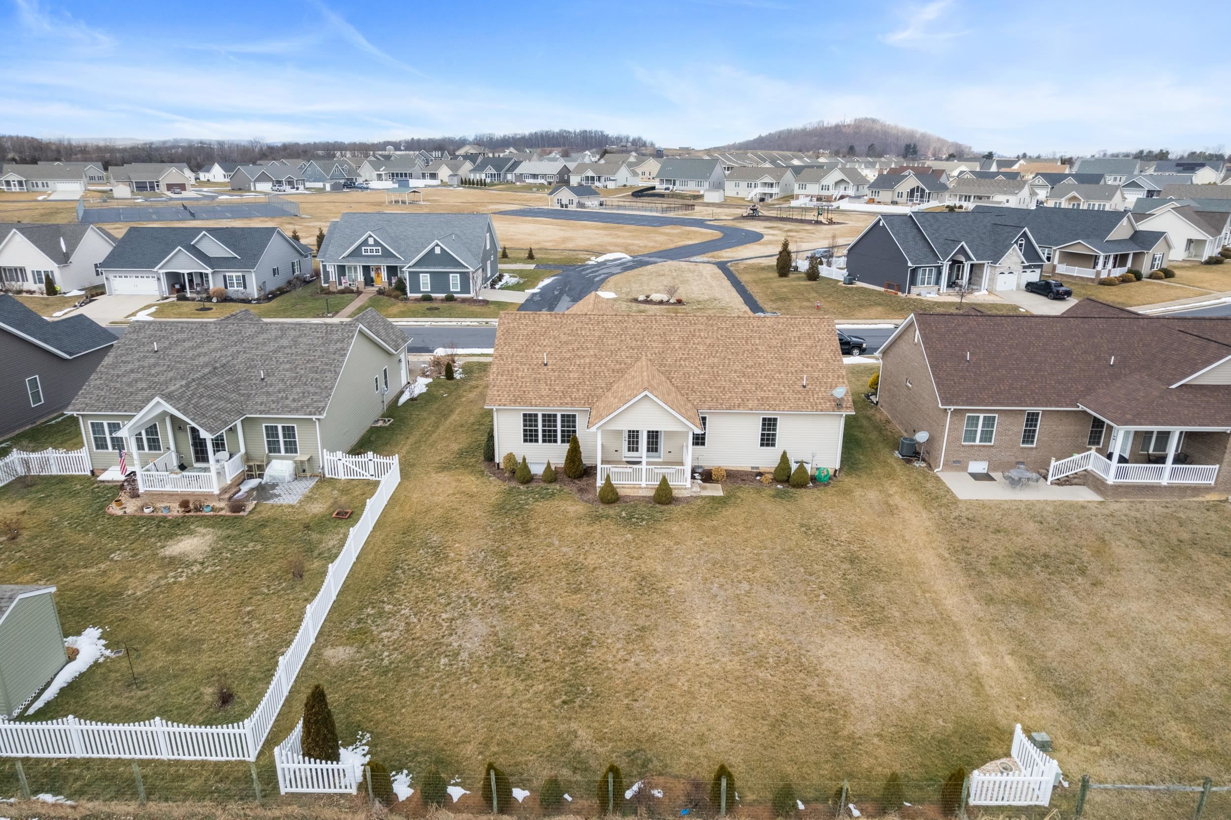 162 LOCUST GROVE LN, STUARTS DRAFT, Virginia 24477, 3 Bedrooms Bedrooms, ,2 BathroomsBathrooms,Residential,162 LOCUST GROVE LN,673341 MLS # 673341