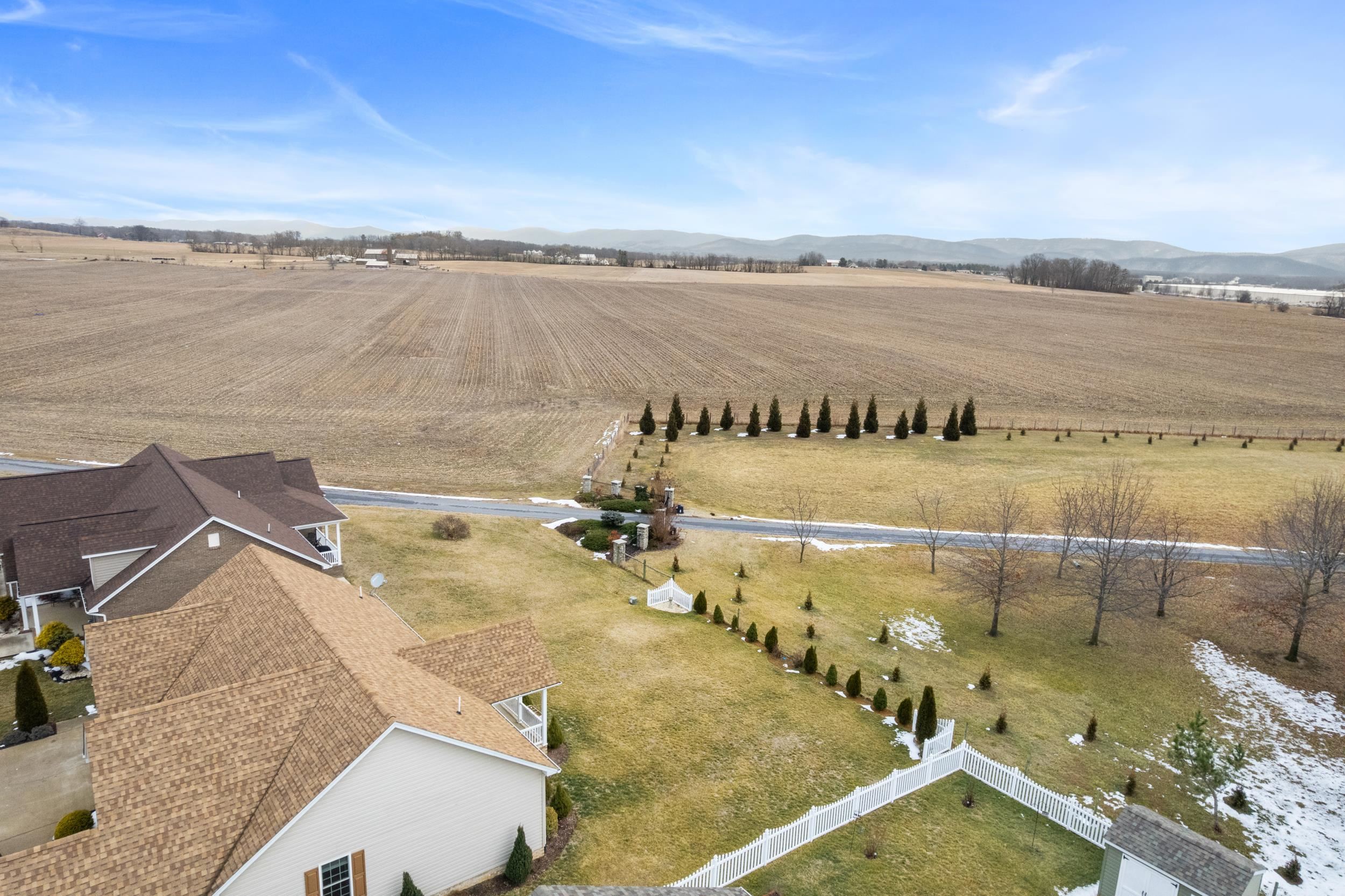 162 LOCUST GROVE LN, STUARTS DRAFT, Virginia 24477, 3 Bedrooms Bedrooms, ,2 BathroomsBathrooms,Residential,162 LOCUST GROVE LN,673341 MLS # 673341