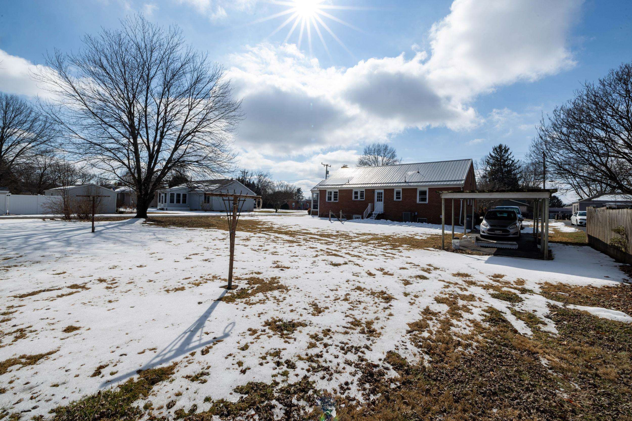 405 NORTH RIVER RD, BRIDGEWATER, Virginia 22812, 3 Bedrooms Bedrooms, ,2 BathroomsBathrooms,Residential,405 NORTH RIVER RD,673345 MLS # 673345 405 NORTH RIVER RD, BRIDGEWATER, Virginia 22812, 3 Bedrooms Bedrooms, ,2 BathroomsBathrooms,Residential,405 NORTH RIVER RD,673345 MLS # 673345