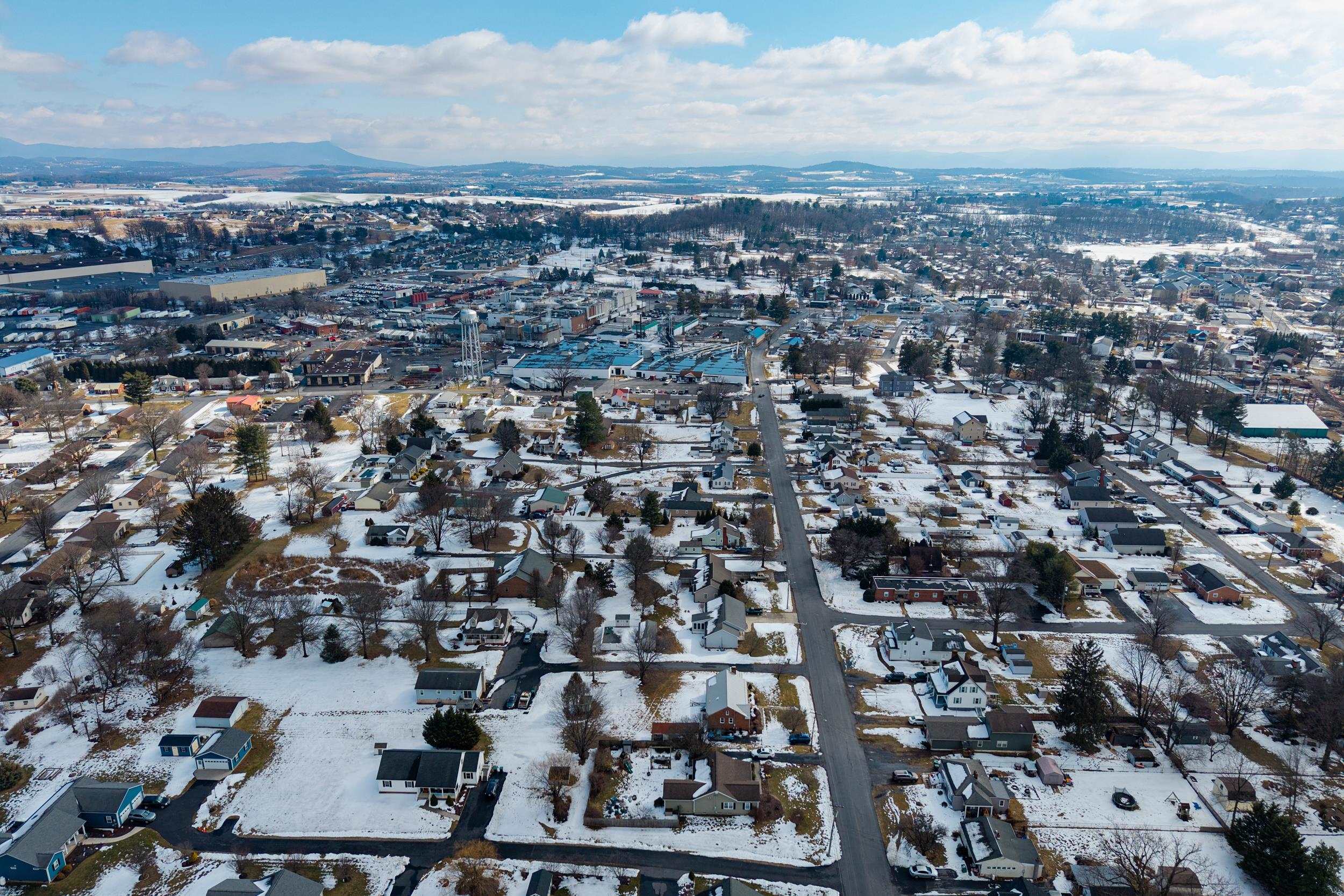 405 NORTH RIVER RD, BRIDGEWATER, Virginia 22812, 3 Bedrooms Bedrooms, ,2 BathroomsBathrooms,Residential,405 NORTH RIVER RD,673345 MLS # 673345 405 NORTH RIVER RD, BRIDGEWATER, Virginia 22812, 3 Bedrooms Bedrooms, ,2 BathroomsBathrooms,Residential,405 NORTH RIVER RD,673345 MLS # 673345