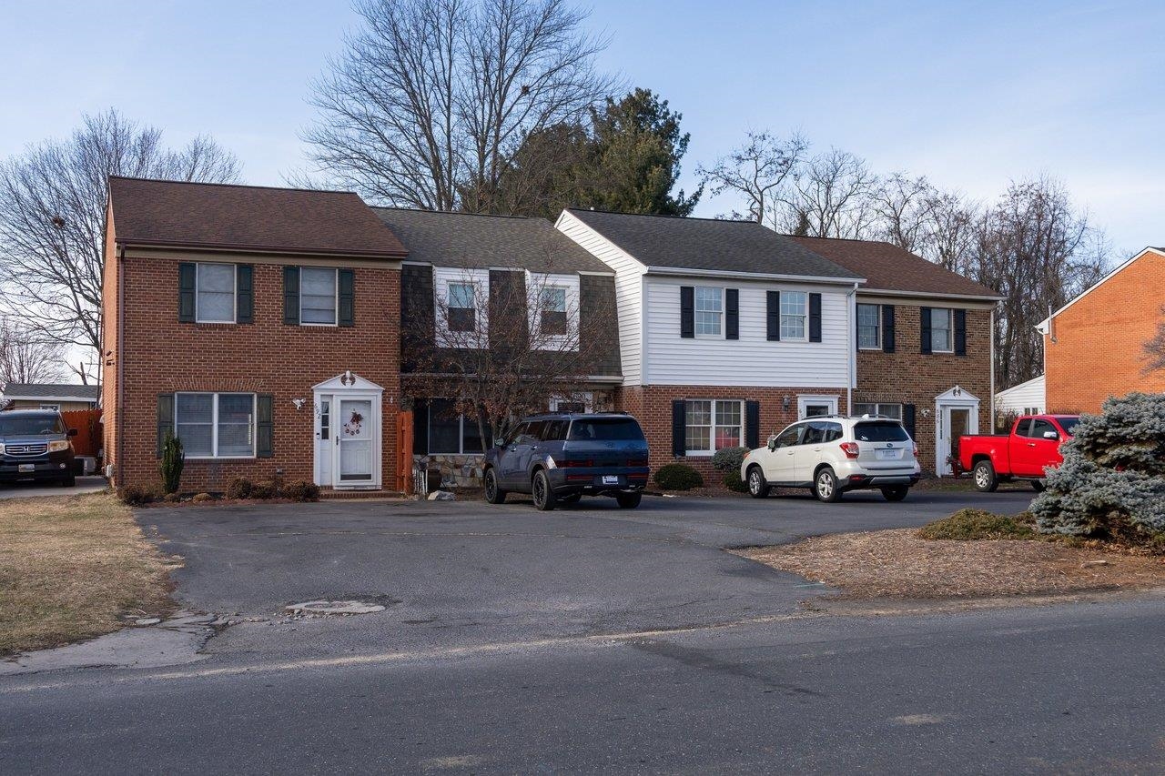 688 TOWER ST, HARRISONBURG, Virginia 22802, 3 Bedrooms Bedrooms, ,2 BathroomsBathrooms,Residential,688 TOWER ST,673349 MLS # 673349 688 TOWER ST, HARRISONBURG, Virginia 22802, 3 Bedrooms Bedrooms, ,2 BathroomsBathrooms,Residential,688 TOWER ST,673349 MLS # 673349