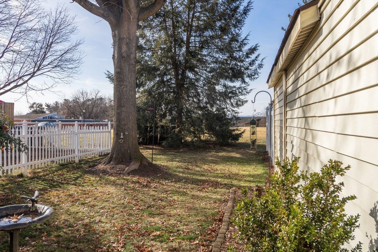 688 TOWER ST, HARRISONBURG, Virginia 22802, 3 Bedrooms Bedrooms, ,2 BathroomsBathrooms,Residential,688 TOWER ST,673349 MLS # 673349 688 TOWER ST, HARRISONBURG, Virginia 22802, 3 Bedrooms Bedrooms, ,2 BathroomsBathrooms,Residential,688 TOWER ST,673349 MLS # 673349