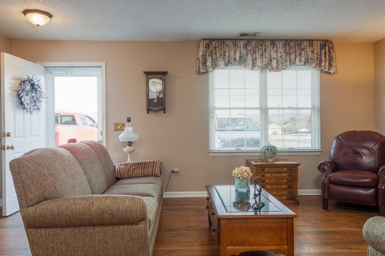 688 TOWER ST, HARRISONBURG, Virginia 22802, 3 Bedrooms Bedrooms, ,2 BathroomsBathrooms,Residential,688 TOWER ST,673349 MLS # 673349 688 TOWER ST, HARRISONBURG, Virginia 22802, 3 Bedrooms Bedrooms, ,2 BathroomsBathrooms,Residential,688 TOWER ST,673349 MLS # 673349