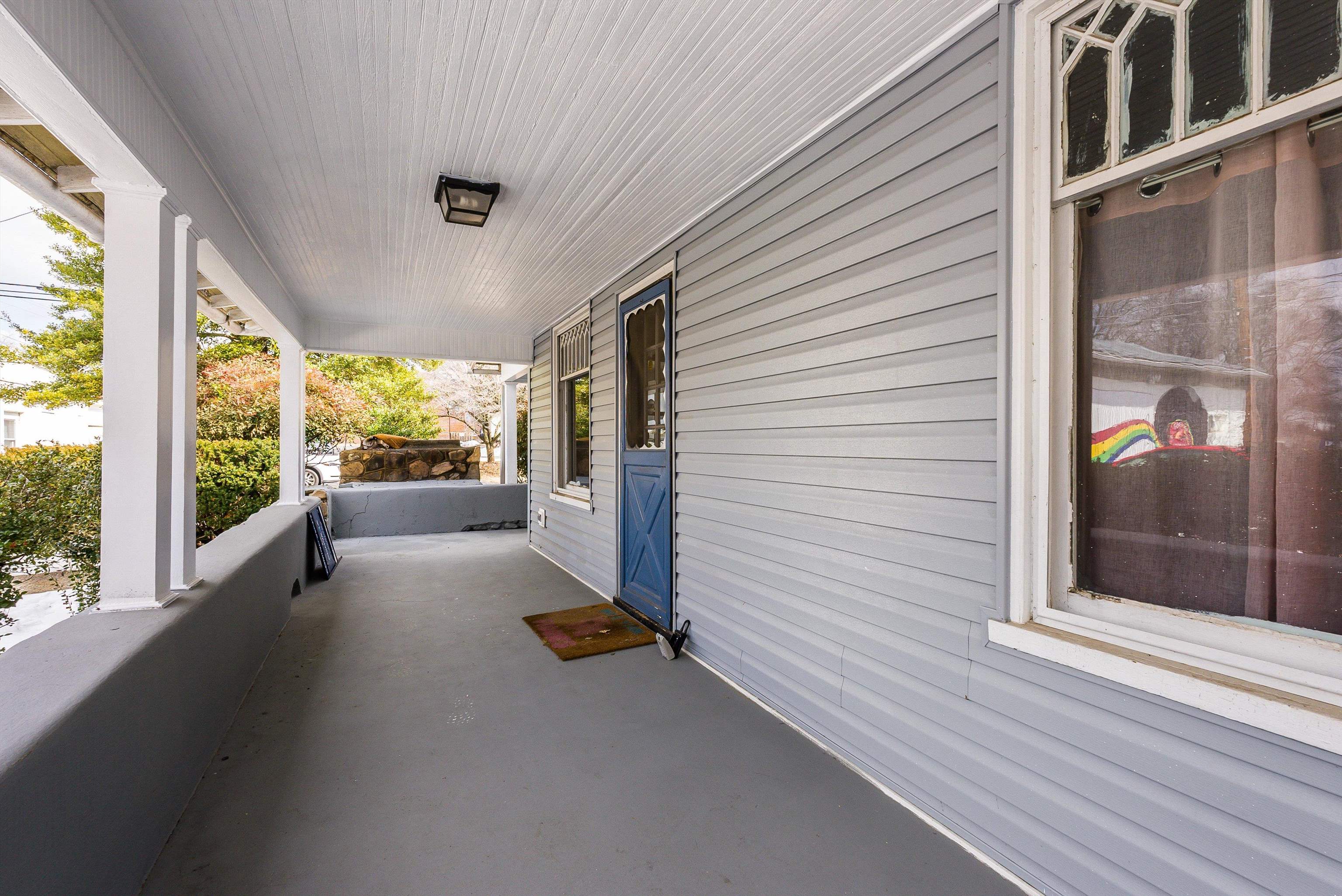 183 BLUE BELL AVE, LURAY, Virginia 22835, 3 Bedrooms Bedrooms, ,1 BathroomBathrooms,Residential,183 BLUE BELL AVE,673355 MLS # 673355