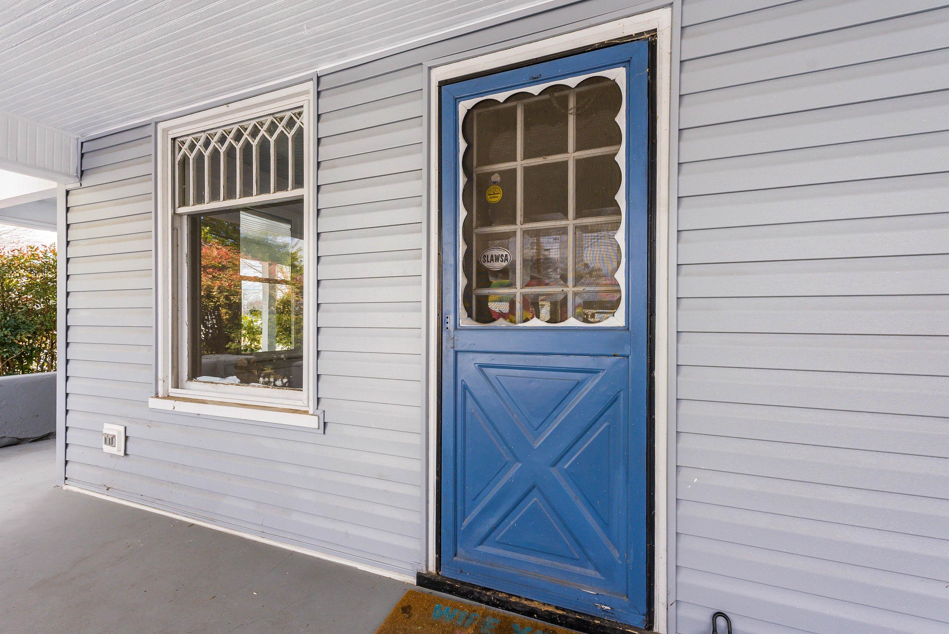 183 BLUE BELL AVE, LURAY, Virginia 22835, 3 Bedrooms Bedrooms, ,1 BathroomBathrooms,Residential,183 BLUE BELL AVE,673355 MLS # 673355