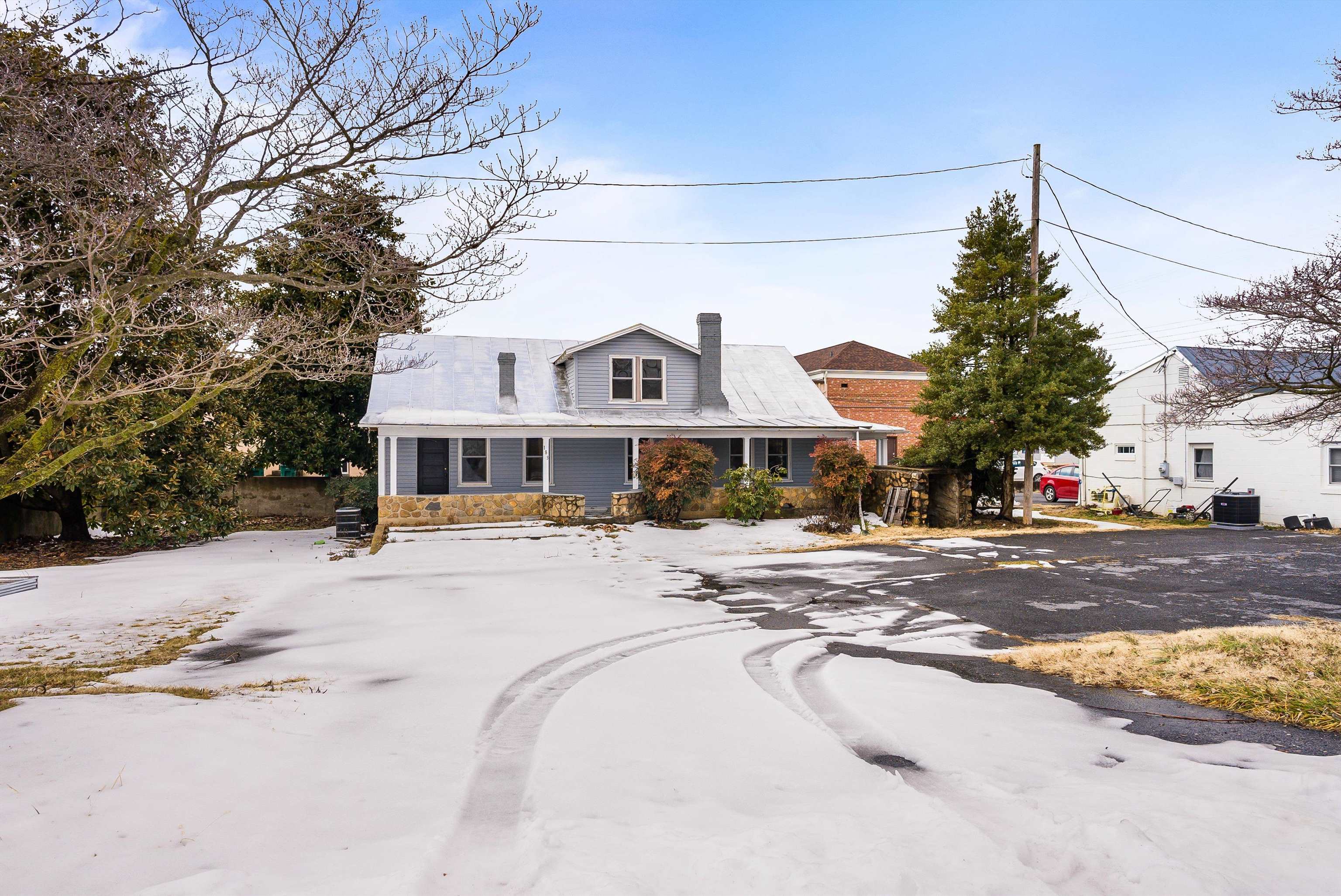 183 BLUE BELL AVE, LURAY, Virginia 22835, 3 Bedrooms Bedrooms, ,1 BathroomBathrooms,Residential,183 BLUE BELL AVE,673355 MLS # 673355