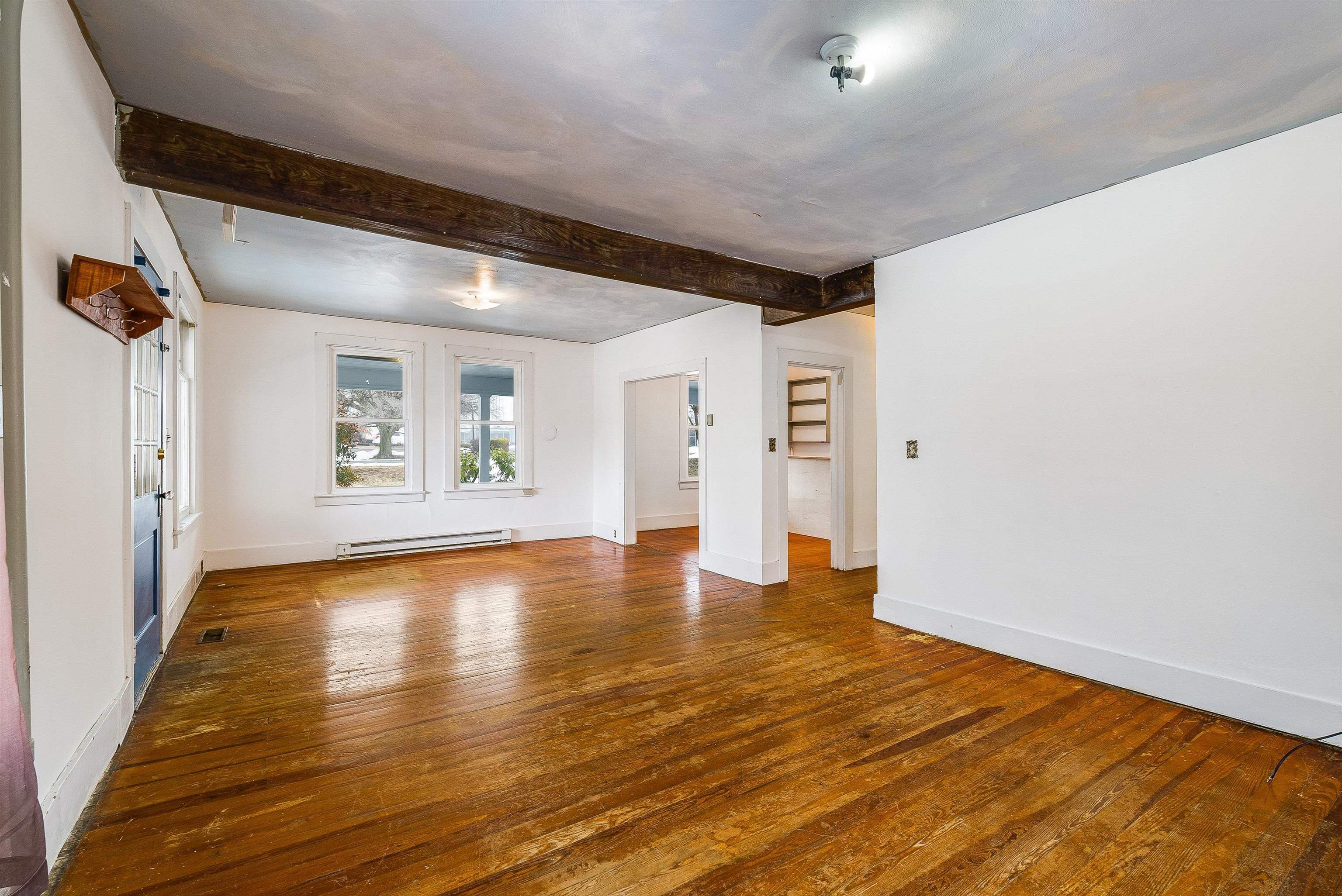 183 BLUE BELL AVE, LURAY, Virginia 22835, 3 Bedrooms Bedrooms, ,1 BathroomBathrooms,Residential,183 BLUE BELL AVE,673355 MLS # 673355