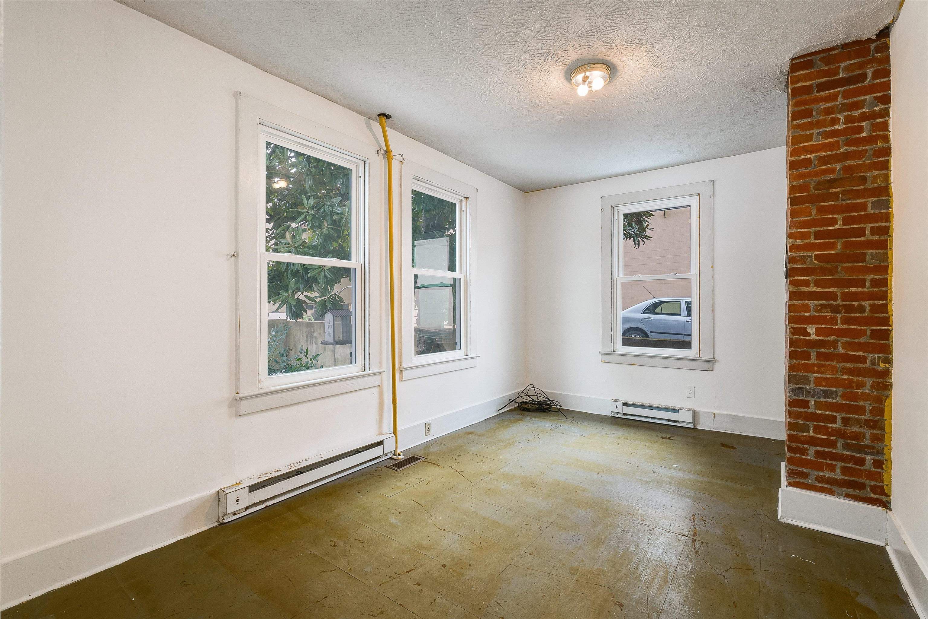 183 BLUE BELL AVE, LURAY, Virginia 22835, 3 Bedrooms Bedrooms, ,1 BathroomBathrooms,Residential,183 BLUE BELL AVE,673355 MLS # 673355