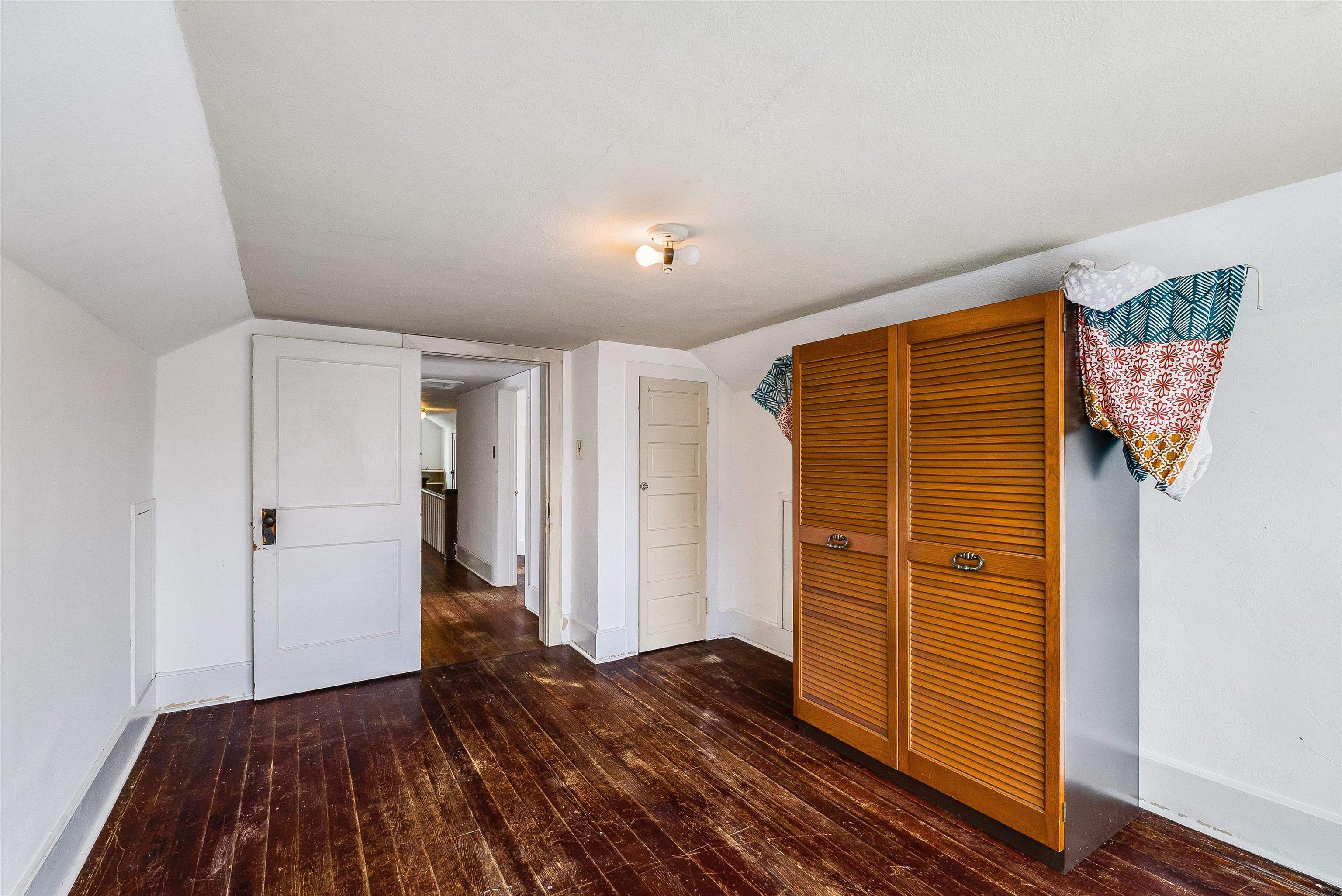 183 BLUE BELL AVE, LURAY, Virginia 22835, 3 Bedrooms Bedrooms, ,1 BathroomBathrooms,Residential,183 BLUE BELL AVE,673355 MLS # 673355