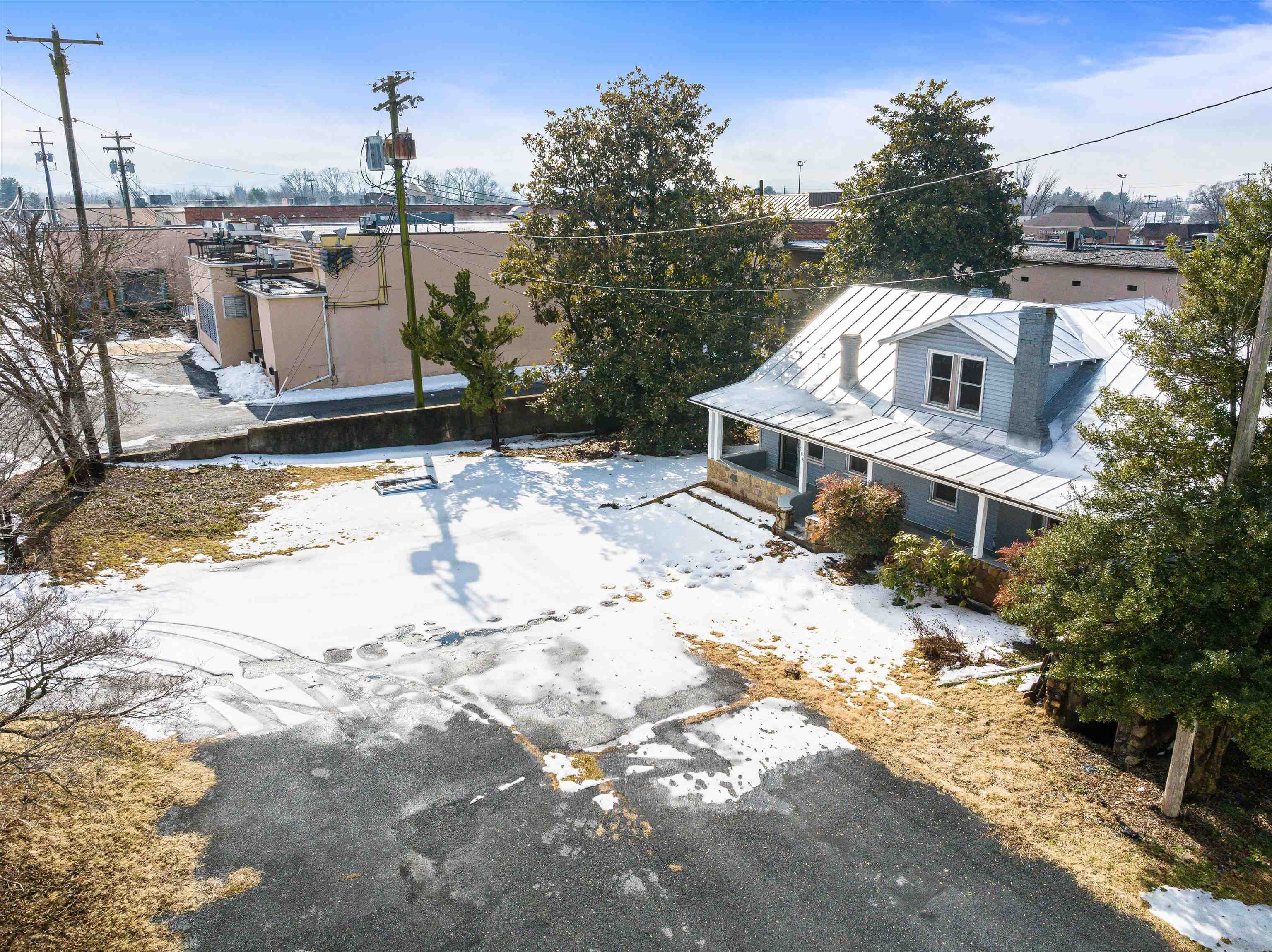 183 BLUE BELL AVE, LURAY, Virginia 22835, 3 Bedrooms Bedrooms, ,1 BathroomBathrooms,Residential,183 BLUE BELL AVE,673355 MLS # 673355