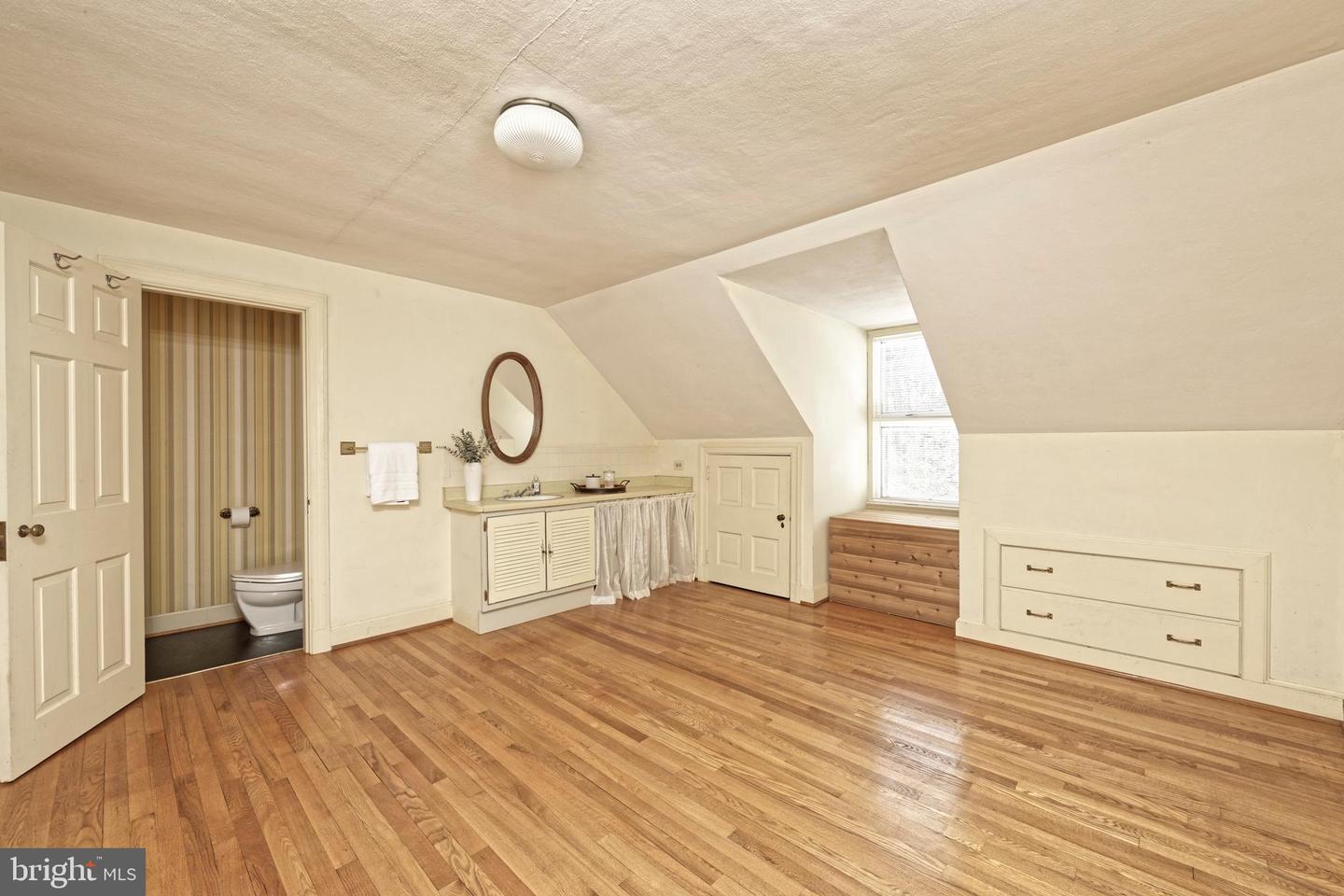 32843 MOUNT WEATHER RD, BLUEMONT, Virginia 20135, 3 Bedrooms Bedrooms, ,3 BathroomsBathrooms,Residential,For sale,32843 MOUNT WEATHER RD,VALO2113172 MLS # VALO2113172