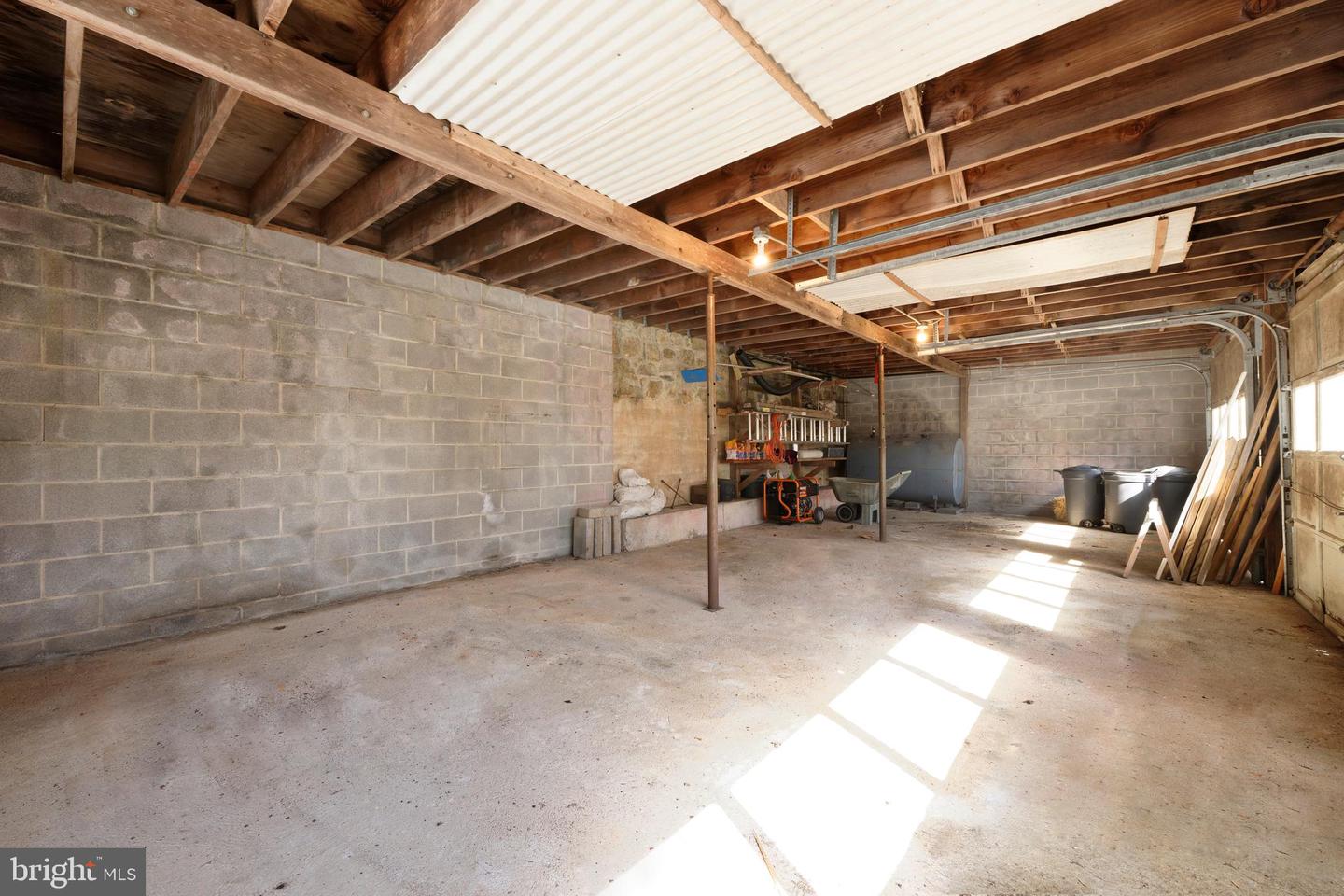 32843 MOUNT WEATHER RD, BLUEMONT, Virginia 20135, 3 Bedrooms Bedrooms, ,3 BathroomsBathrooms,Residential,For sale,32843 MOUNT WEATHER RD,VALO2113172 MLS # VALO2113172