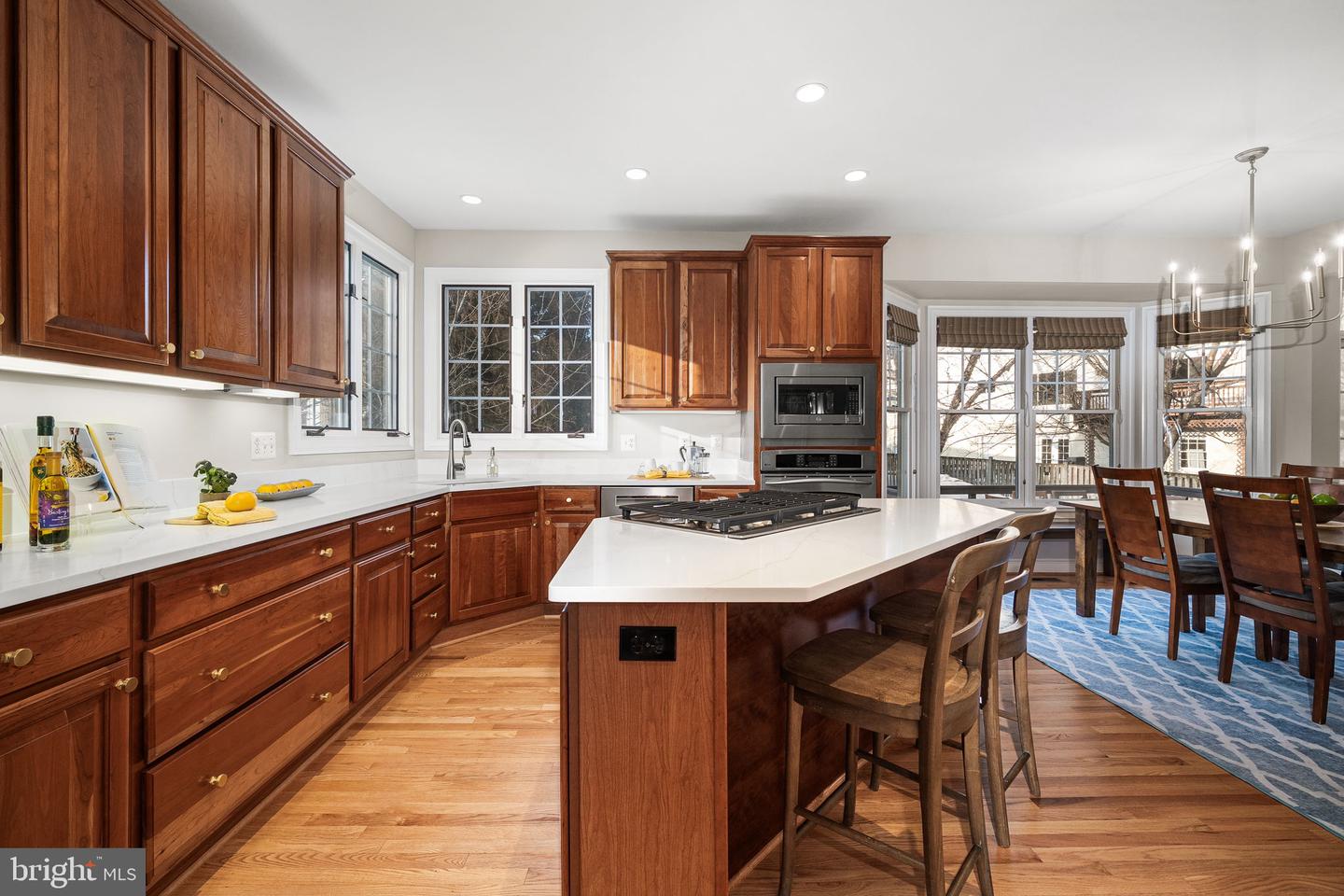 6907 30TH ST N, ARLINGTON, Virginia 22213, 5 Bedrooms Bedrooms, 19 Rooms Rooms,4 BathroomsBathrooms,Residential,For sale,6907 30TH ST N,VAAR2067292 MLS # VAAR2067292