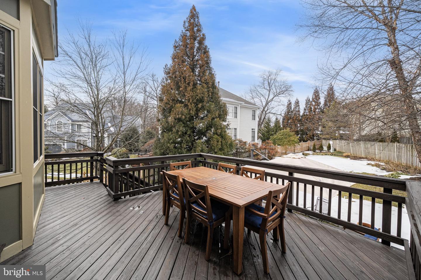 6907 30TH ST N, ARLINGTON, Virginia 22213, 5 Bedrooms Bedrooms, 19 Rooms Rooms,4 BathroomsBathrooms,Residential,For sale,6907 30TH ST N,VAAR2067292 MLS # VAAR2067292