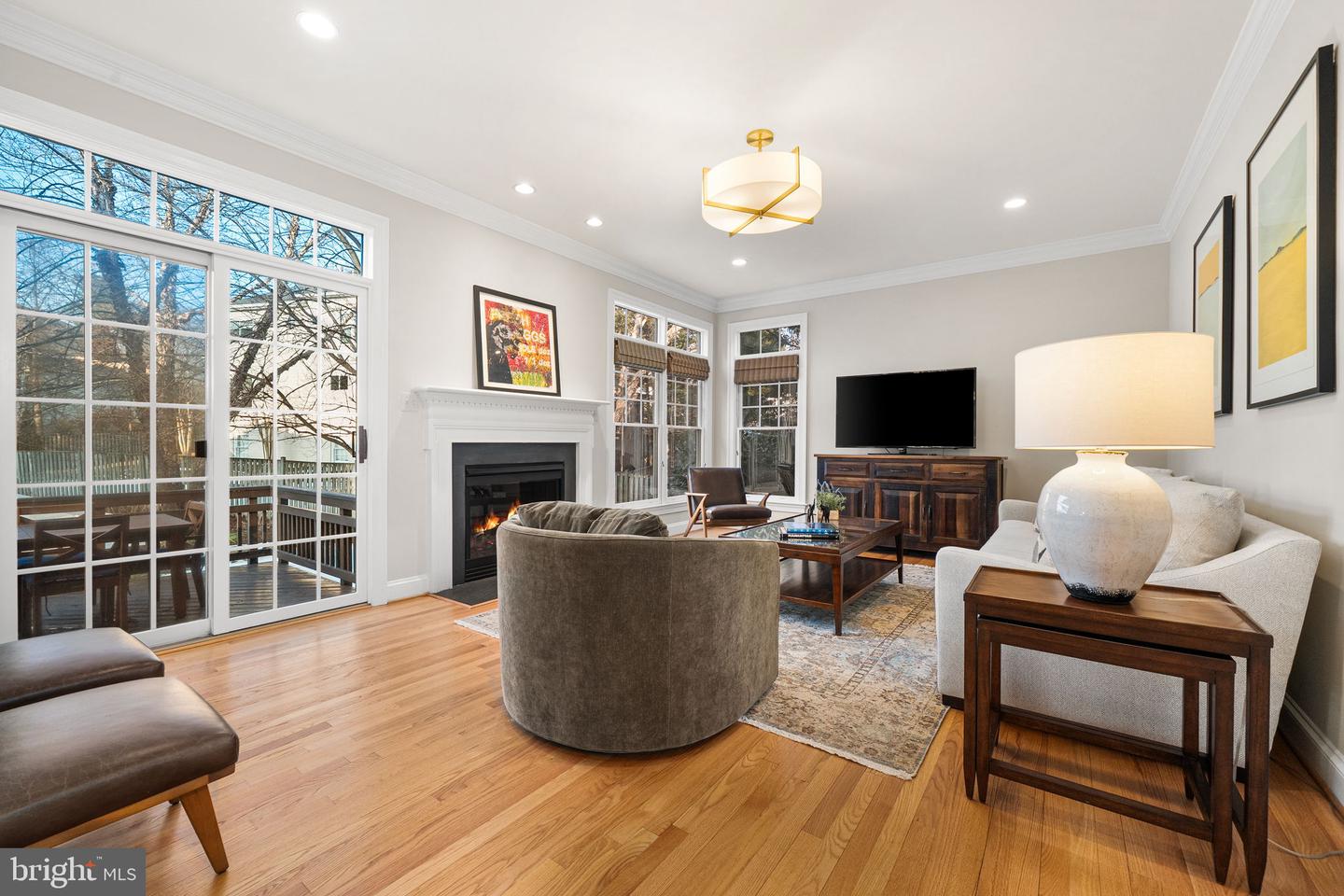 6907 30TH ST N, ARLINGTON, Virginia 22213, 5 Bedrooms Bedrooms, 19 Rooms Rooms,4 BathroomsBathrooms,Residential,For sale,6907 30TH ST N,VAAR2067292 MLS # VAAR2067292