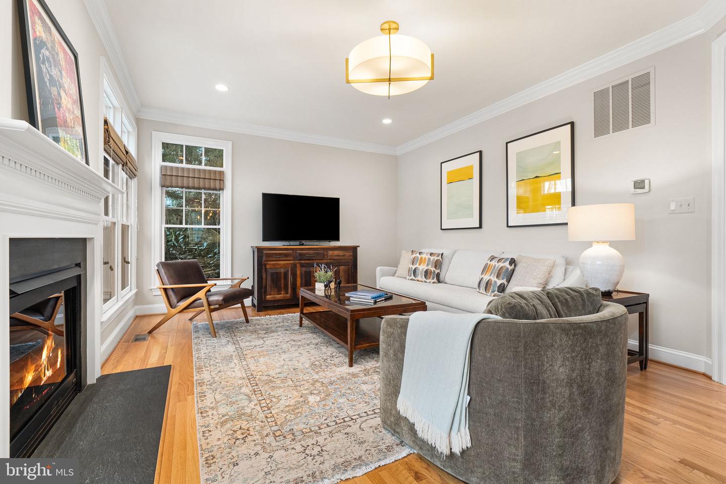 6907 30TH ST N, ARLINGTON, Virginia 22213, 5 Bedrooms Bedrooms, 19 Rooms Rooms,4 BathroomsBathrooms,Residential,For sale,6907 30TH ST N,VAAR2067292 MLS # VAAR2067292