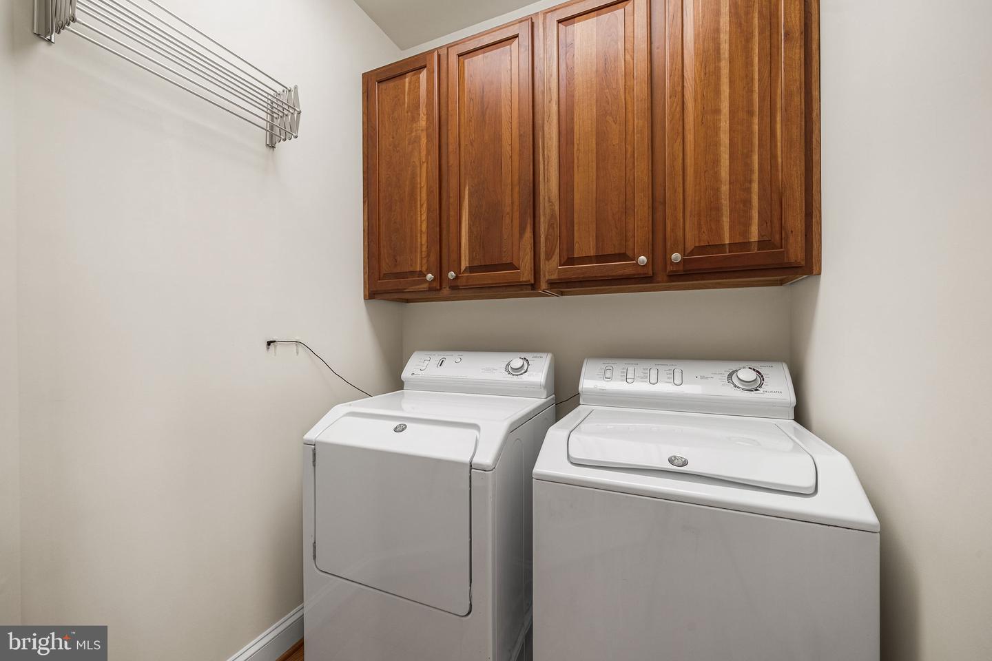 6907 30TH ST N, ARLINGTON, Virginia 22213, 5 Bedrooms Bedrooms, 19 Rooms Rooms,4 BathroomsBathrooms,Residential,For sale,6907 30TH ST N,VAAR2067292 MLS # VAAR2067292