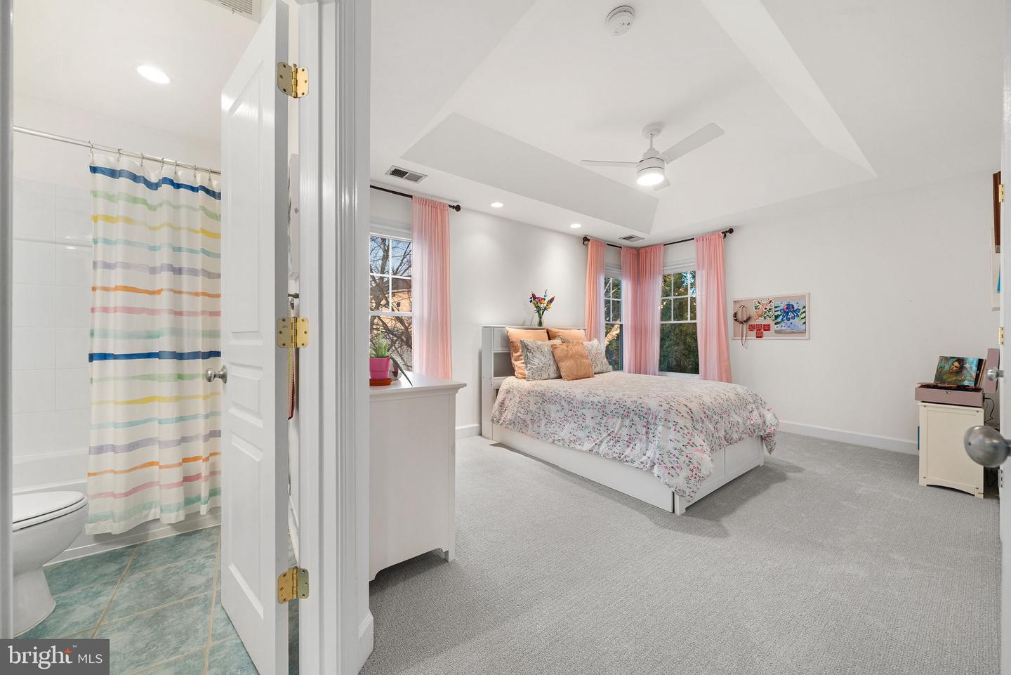 6907 30TH ST N, ARLINGTON, Virginia 22213, 5 Bedrooms Bedrooms, 19 Rooms Rooms,4 BathroomsBathrooms,Residential,For sale,6907 30TH ST N,VAAR2067292 MLS # VAAR2067292