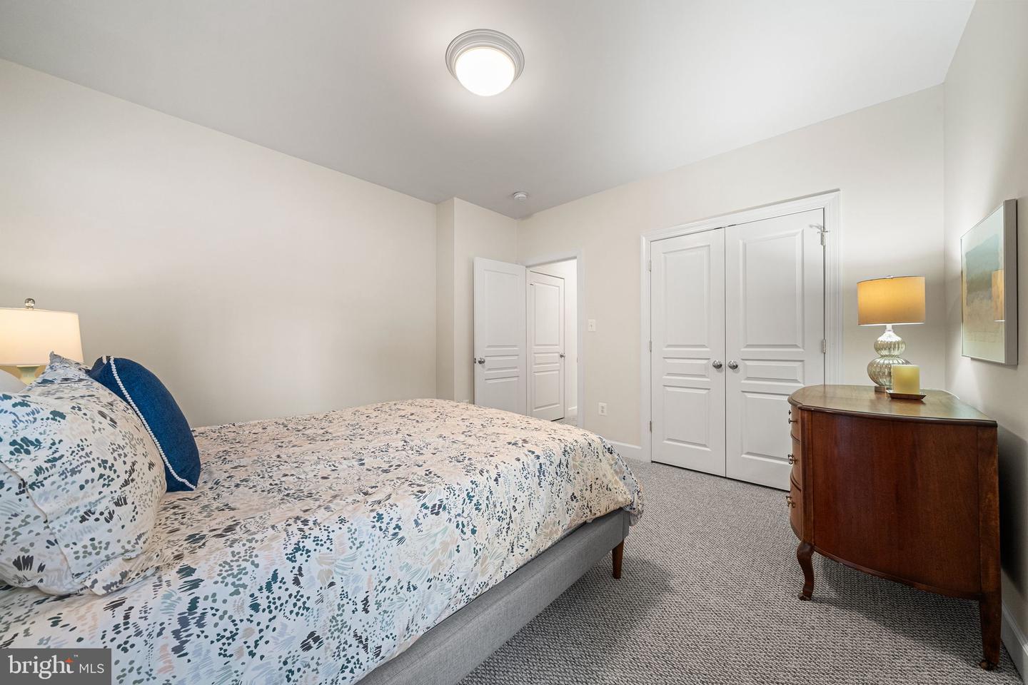 6907 30TH ST N, ARLINGTON, Virginia 22213, 5 Bedrooms Bedrooms, 19 Rooms Rooms,4 BathroomsBathrooms,Residential,For sale,6907 30TH ST N,VAAR2067292 MLS # VAAR2067292