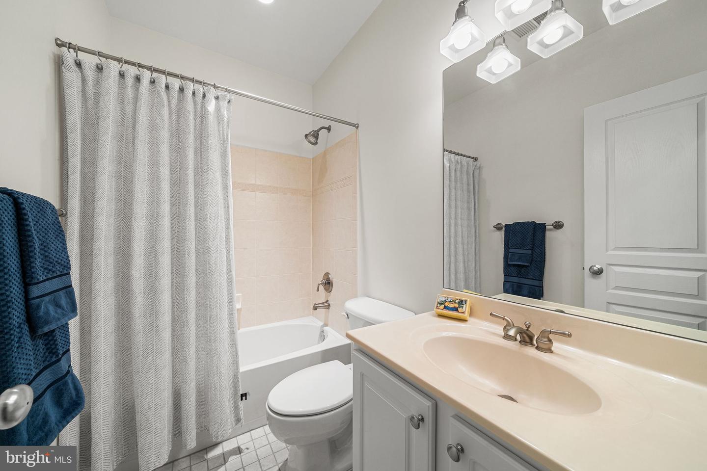 6907 30TH ST N, ARLINGTON, Virginia 22213, 5 Bedrooms Bedrooms, 19 Rooms Rooms,4 BathroomsBathrooms,Residential,For sale,6907 30TH ST N,VAAR2067292 MLS # VAAR2067292