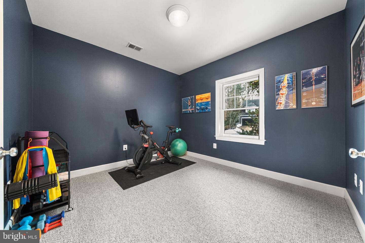 6907 30TH ST N, ARLINGTON, Virginia 22213, 5 Bedrooms Bedrooms, 19 Rooms Rooms,4 BathroomsBathrooms,Residential,For sale,6907 30TH ST N,VAAR2067292 MLS # VAAR2067292