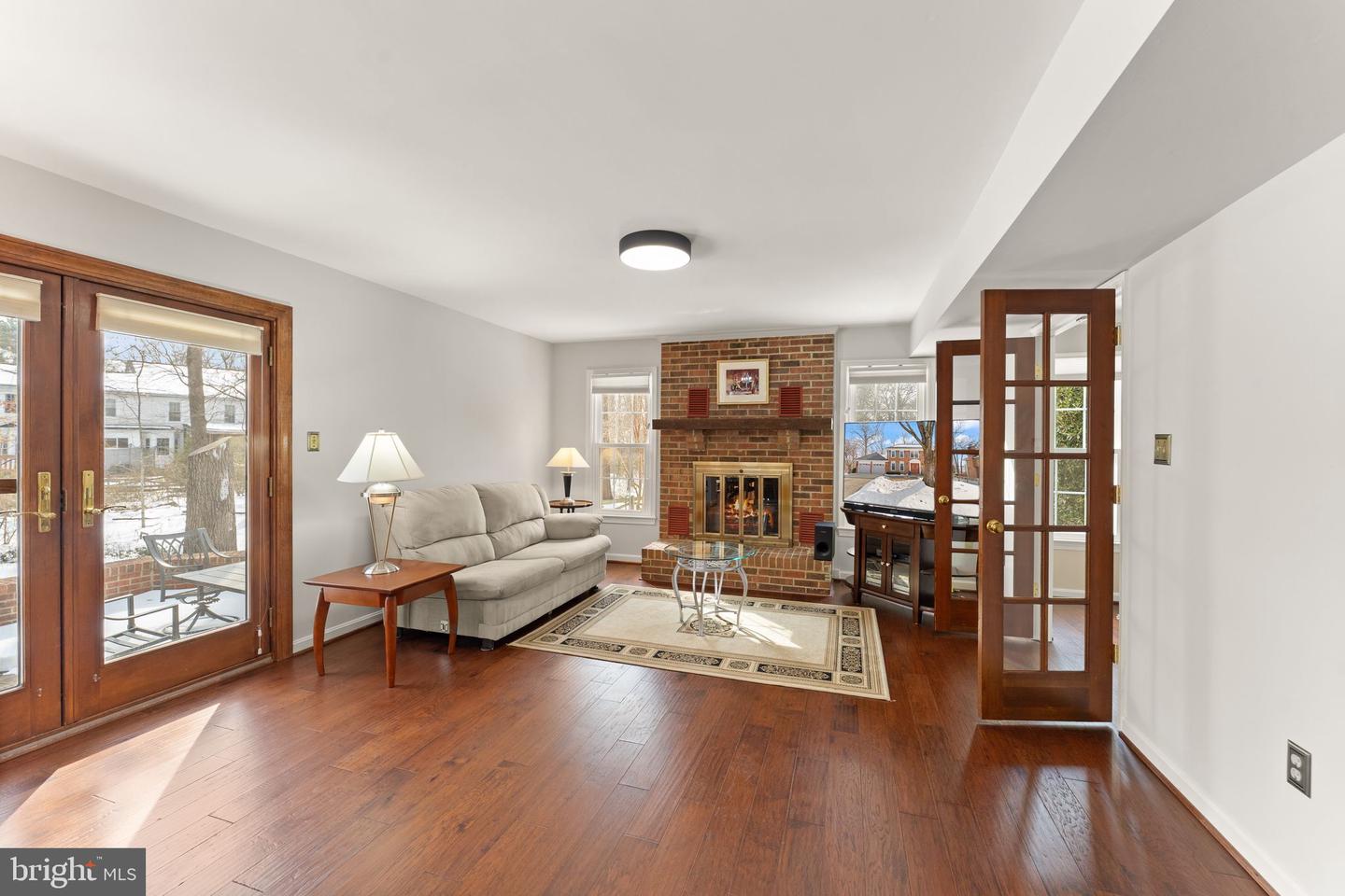 20 N LOWERY CT, STERLING, Virginia 20165, 5 Bedrooms Bedrooms, ,3 BathroomsBathrooms,Residential,For sale,20 N LOWERY CT,VALO2113376 MLS # VALO2113376