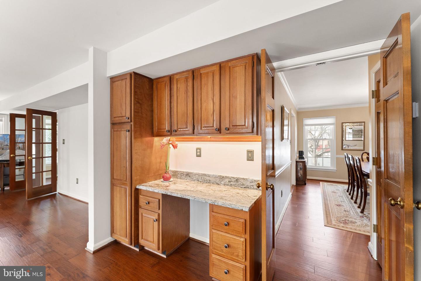 20 N LOWERY CT, STERLING, Virginia 20165, 5 Bedrooms Bedrooms, ,3 BathroomsBathrooms,Residential,For sale,20 N LOWERY CT,VALO2113376 MLS # VALO2113376