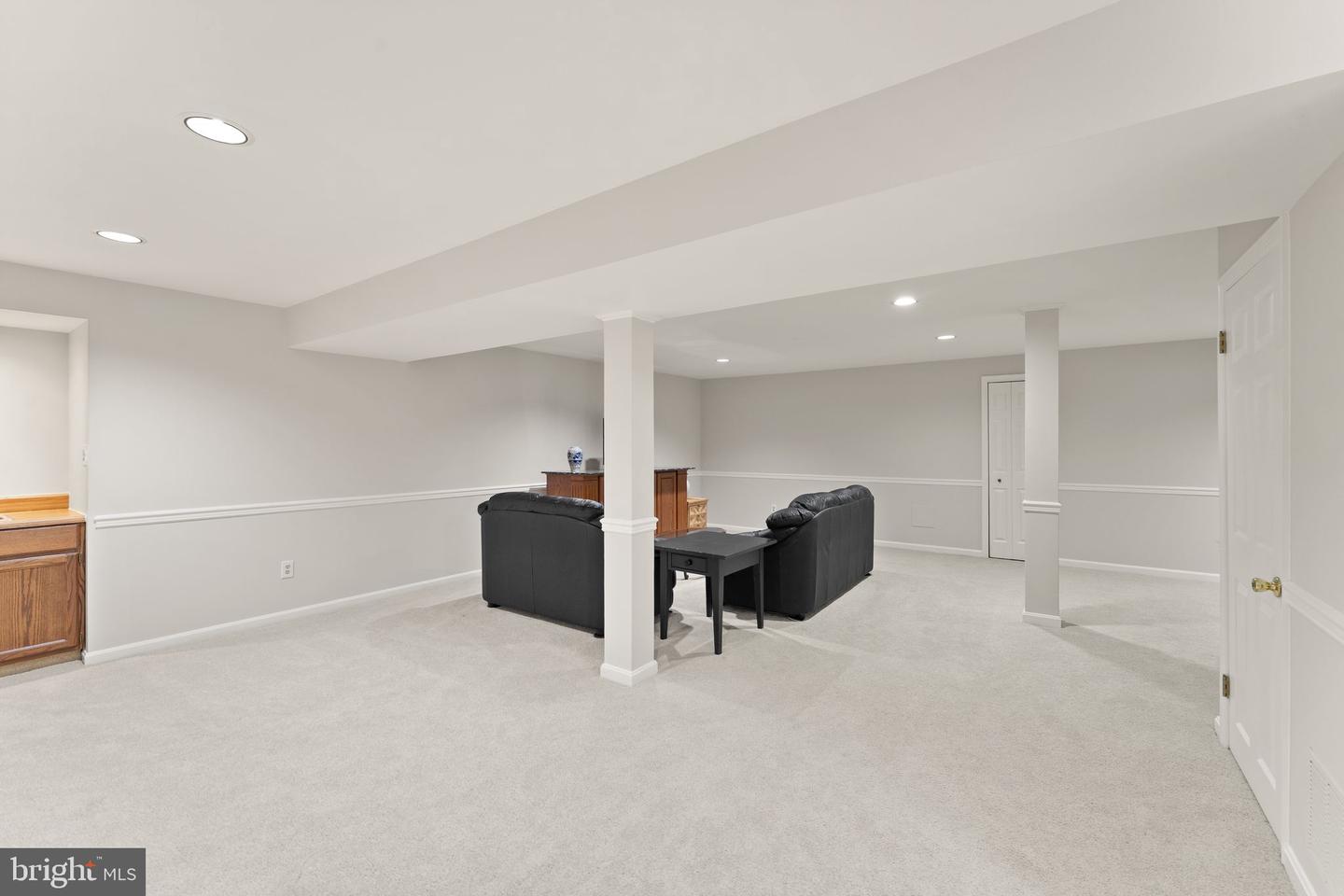 20 N LOWERY CT, STERLING, Virginia 20165, 5 Bedrooms Bedrooms, ,3 BathroomsBathrooms,Residential,For sale,20 N LOWERY CT,VALO2113376 MLS # VALO2113376