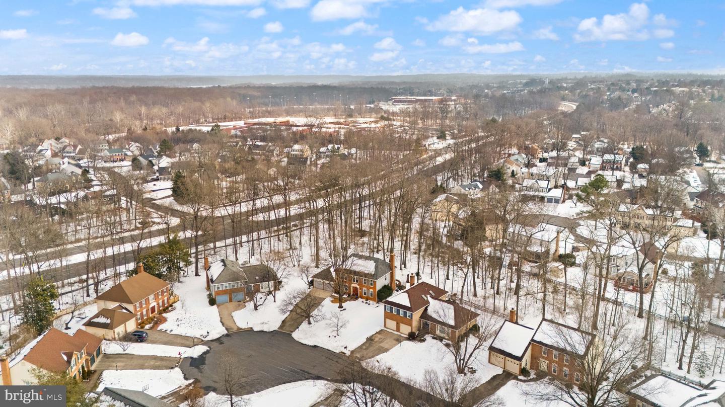 20 N LOWERY CT, STERLING, Virginia 20165, 5 Bedrooms Bedrooms, ,3 BathroomsBathrooms,Residential,For sale,20 N LOWERY CT,VALO2113376 MLS # VALO2113376