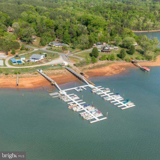 1765 HERON POINTE LODGE, GRETNA, Virginia 24557, 4 Bedrooms Bedrooms, ,4 BathroomsBathrooms,Residential,For sale,1765 HERON POINTE LODGE,VAPI2000116 MLS # VAPI2000116