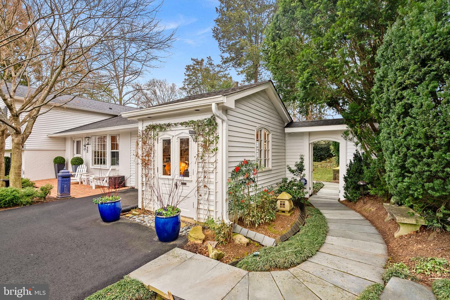 8527 PAPPAS WAY, ANNANDALE, Virginia 22003, 4 Bedrooms Bedrooms, ,3 BathroomsBathrooms,Residential,For sale,8527 PAPPAS WAY,VAFX2284576 MLS # VAFX2284576 8527 PAPPAS WAY, ANNANDALE, Virginia 22003, 4 Bedrooms Bedrooms, ,3 BathroomsBathrooms,Residential,For sale,8527 PAPPAS WAY,VAFX2284576 MLS # VAFX2284576