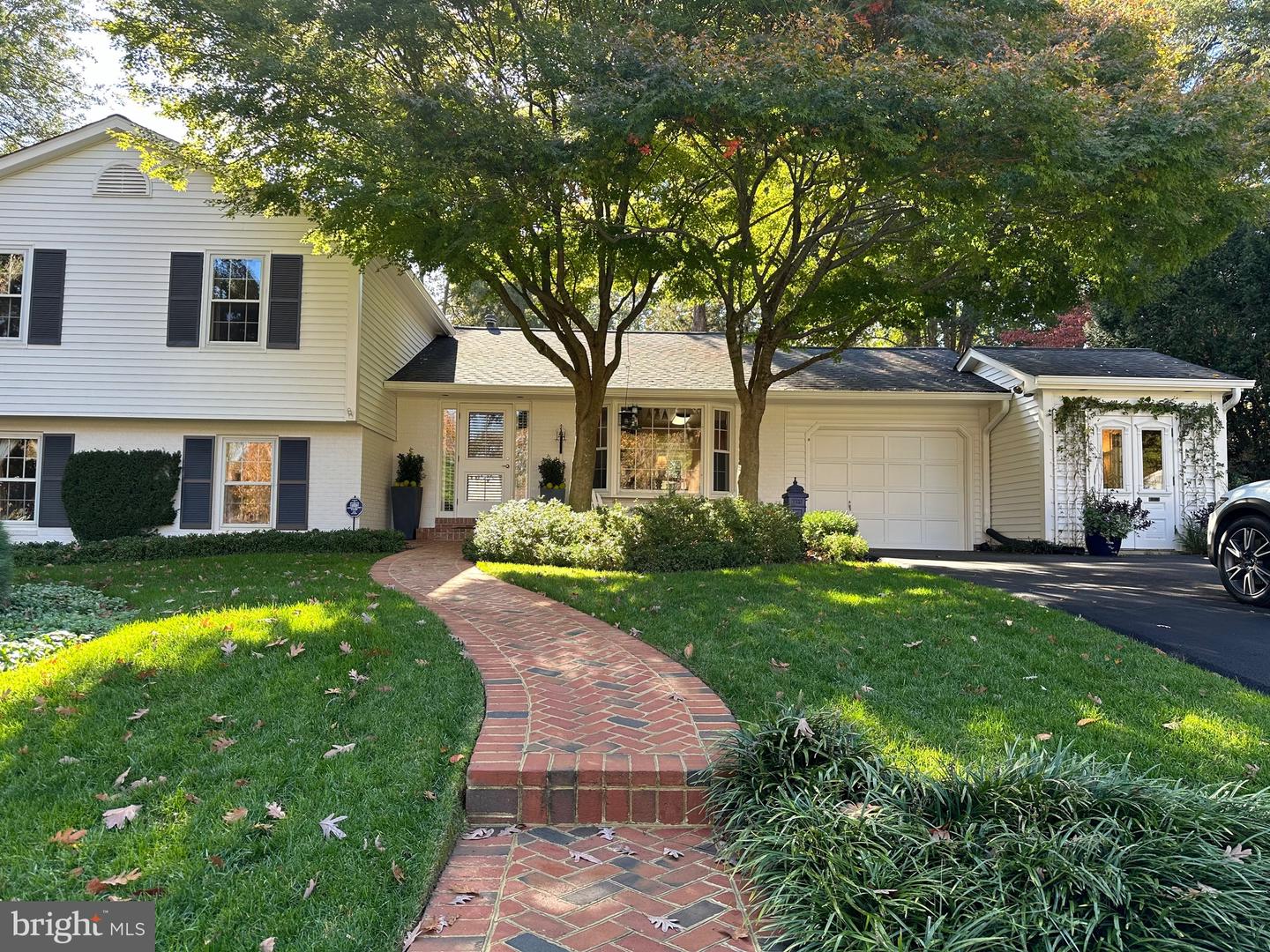 8527 PAPPAS WAY, ANNANDALE, Virginia 22003, 4 Bedrooms Bedrooms, ,3 BathroomsBathrooms,Residential,For sale,8527 PAPPAS WAY,VAFX2284576 MLS # VAFX2284576 8527 PAPPAS WAY, ANNANDALE, Virginia 22003, 4 Bedrooms Bedrooms, ,3 BathroomsBathrooms,Residential,For sale,8527 PAPPAS WAY,VAFX2284576 MLS # VAFX2284576