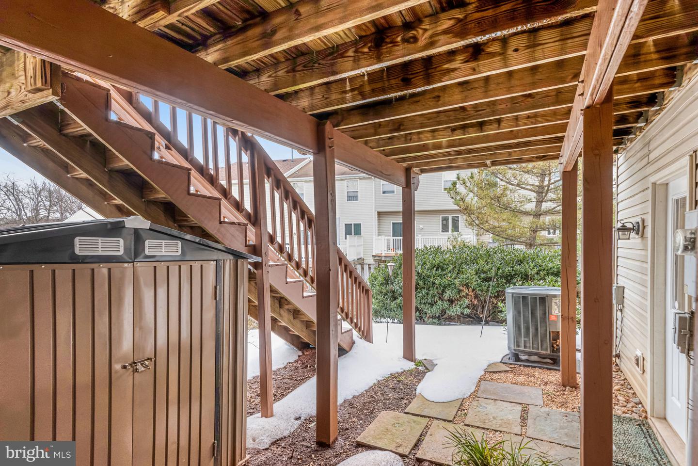 6240 FROSTY WINTER CT, CENTREVILLE, Virginia 20120, 3 Bedrooms Bedrooms, ,2 BathroomsBathrooms,Residential,For sale,6240 FROSTY WINTER CT,VAFX2284628 MLS # VAFX2284628