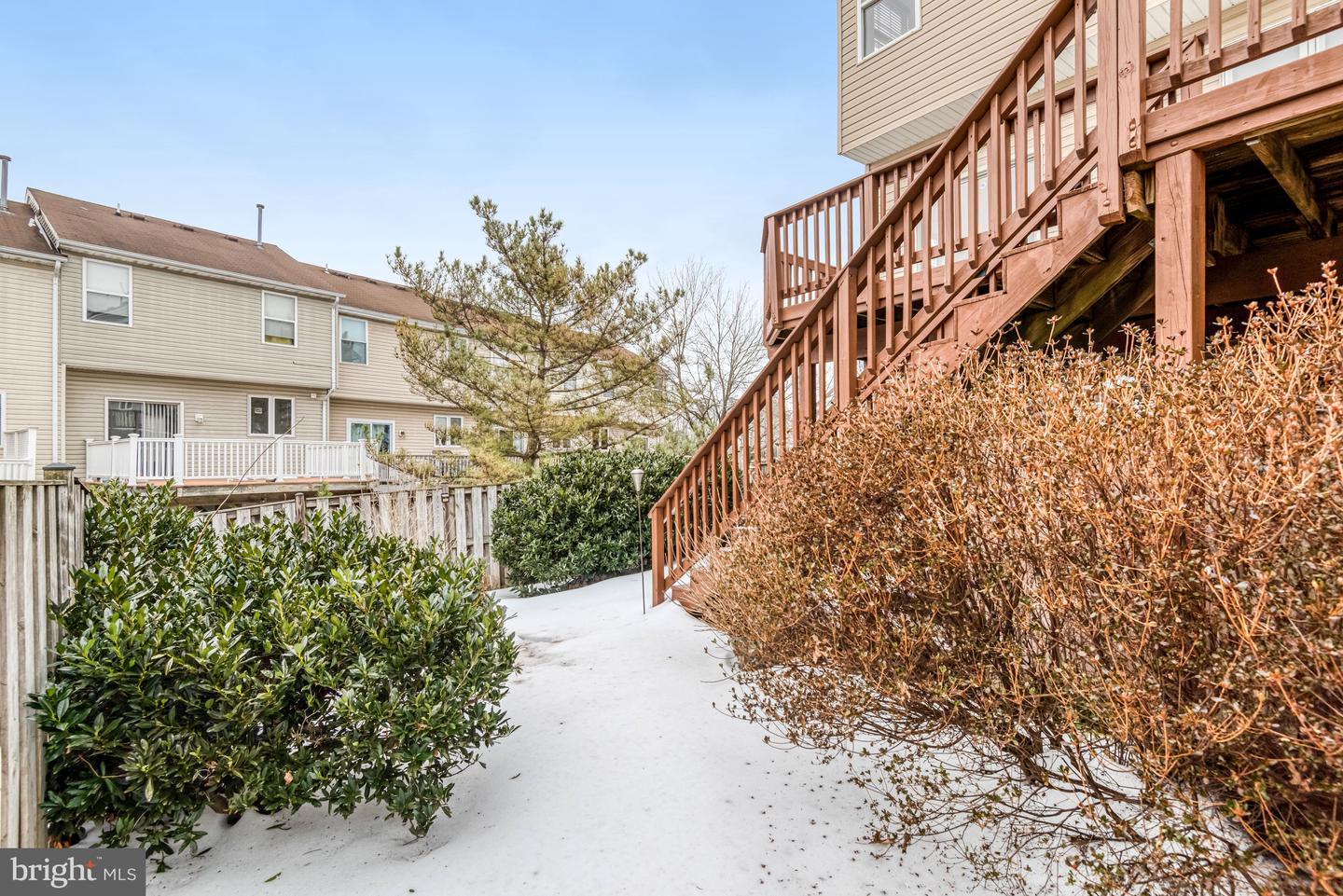 6240 FROSTY WINTER CT, CENTREVILLE, Virginia 20120, 3 Bedrooms Bedrooms, ,2 BathroomsBathrooms,Residential,For sale,6240 FROSTY WINTER CT,VAFX2284628 MLS # VAFX2284628