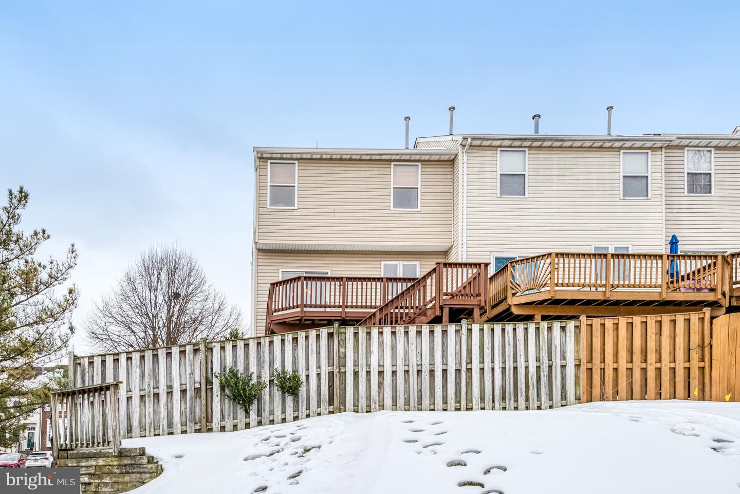 6240 FROSTY WINTER CT, CENTREVILLE, Virginia 20120, 3 Bedrooms Bedrooms, ,2 BathroomsBathrooms,Residential,For sale,6240 FROSTY WINTER CT,VAFX2284628 MLS # VAFX2284628