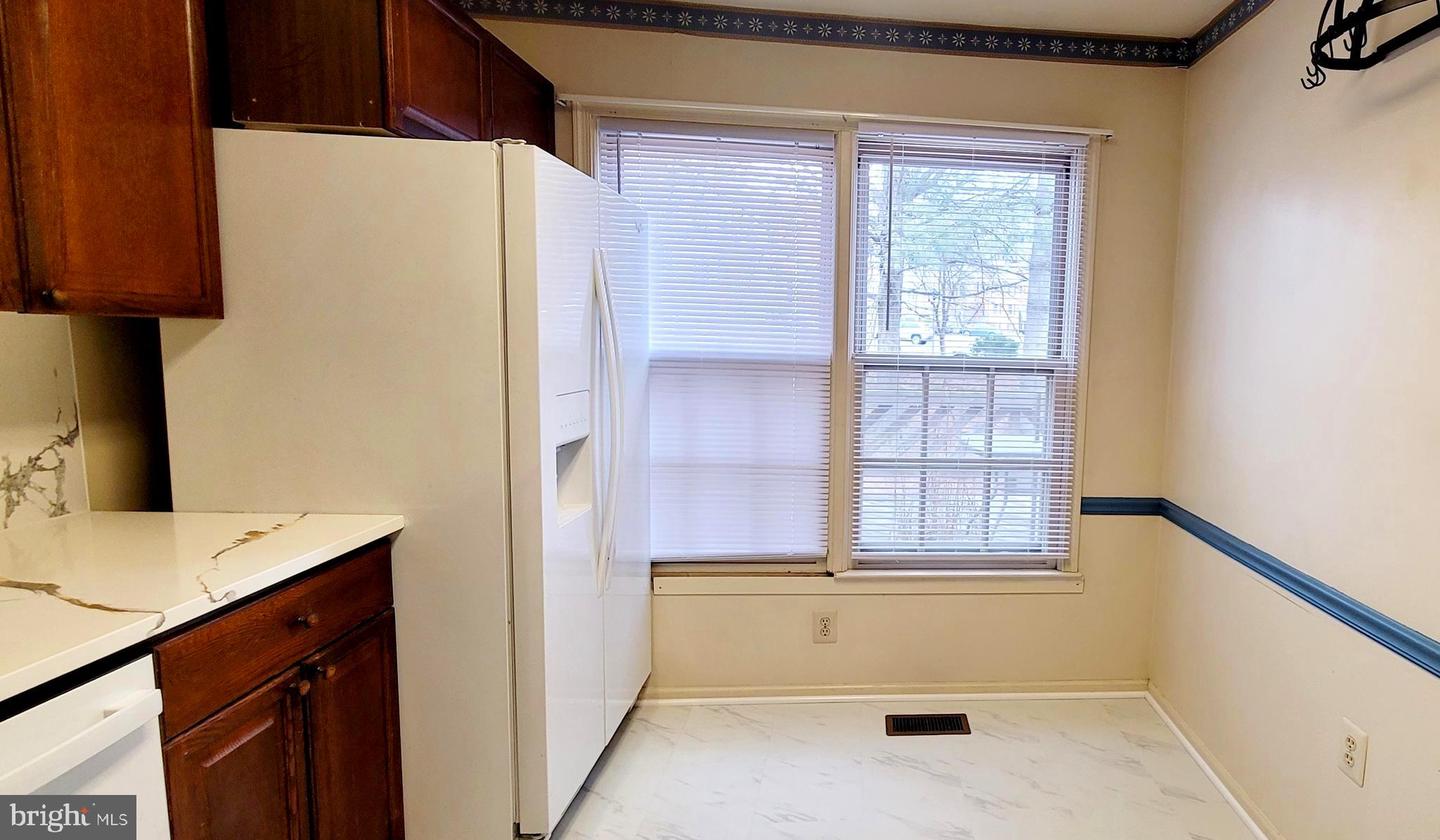 SPRINGFIELD, Virginia 22152, 3 Bedrooms Bedrooms, ,2 BathroomsBathrooms,Residential,For sale,VAFX2285210 MLS # VAFX2285210